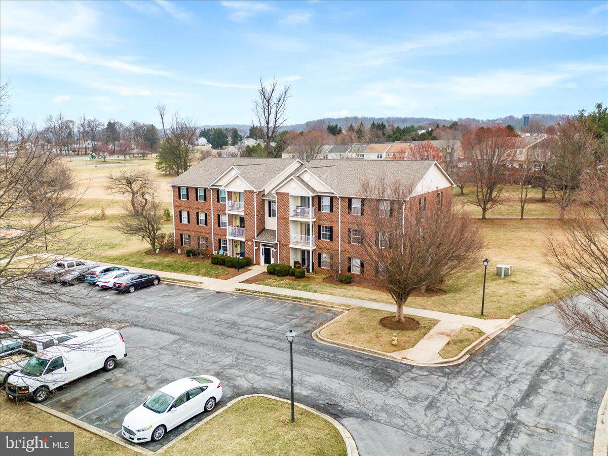 3847 SHADYWOOD DRIVE 1C
