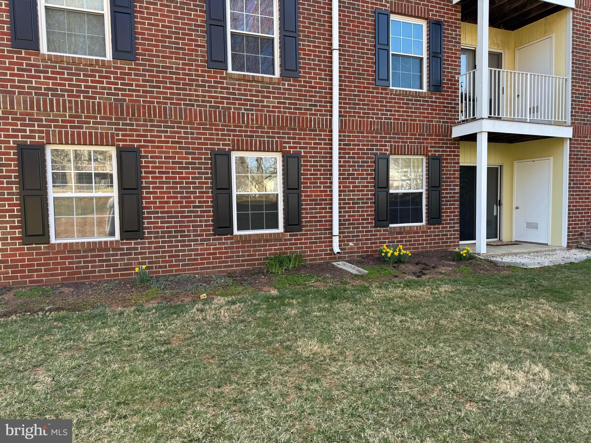 3847 SHADYWOOD DRIVE 1C