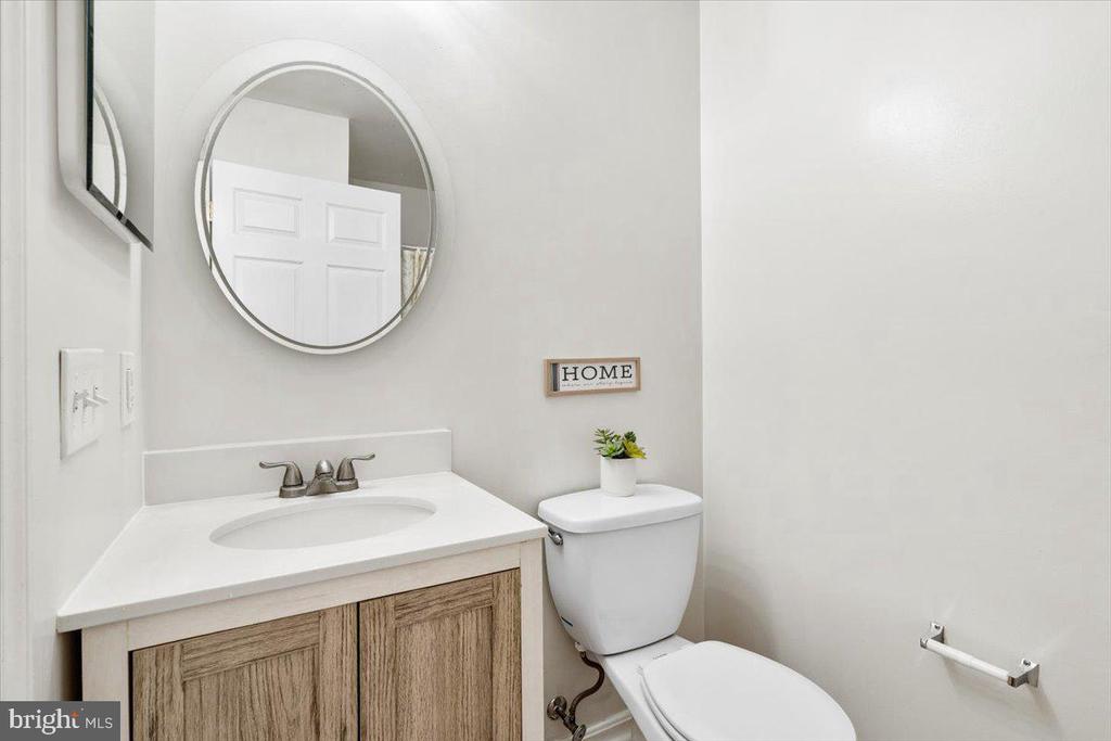 3847 SHADYWOOD DRIVE 1C