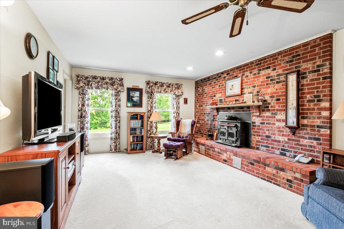 3615 WESTCHESTER COURT