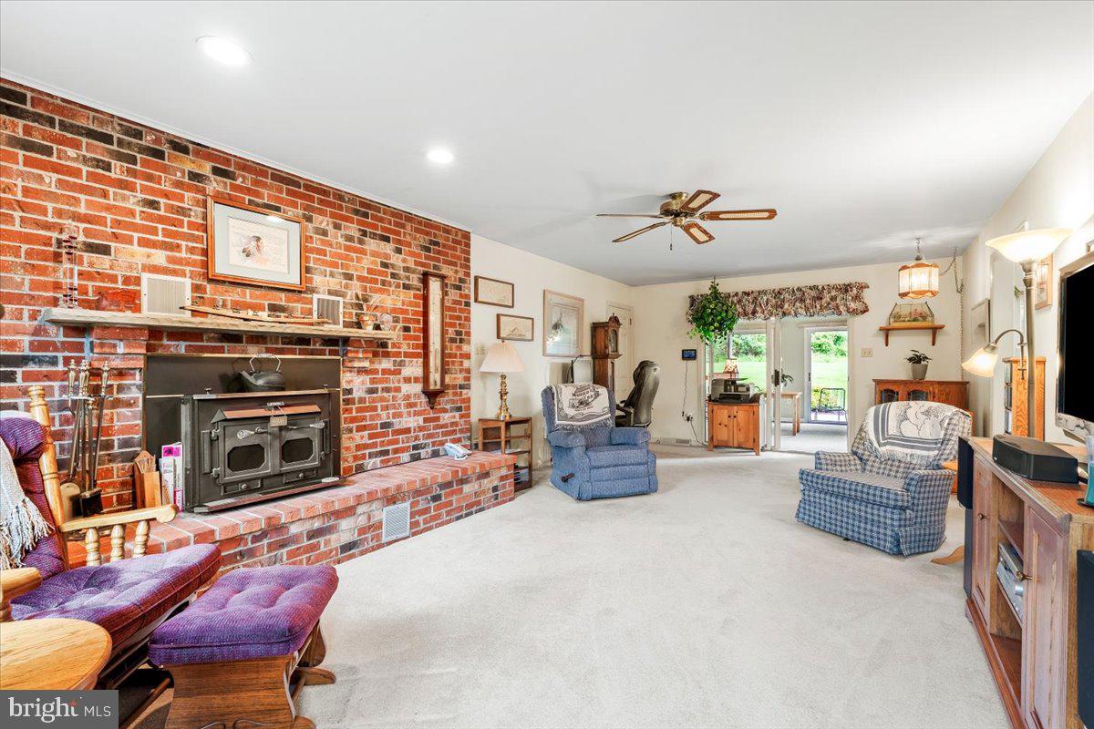 3615 WESTCHESTER COURT