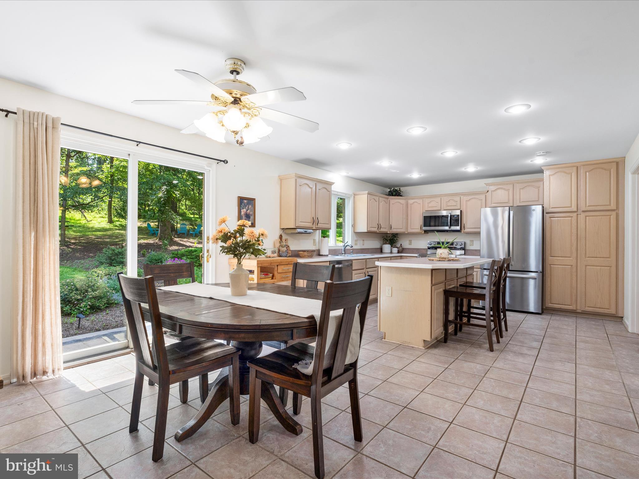 2323 MICHAEL ROAD