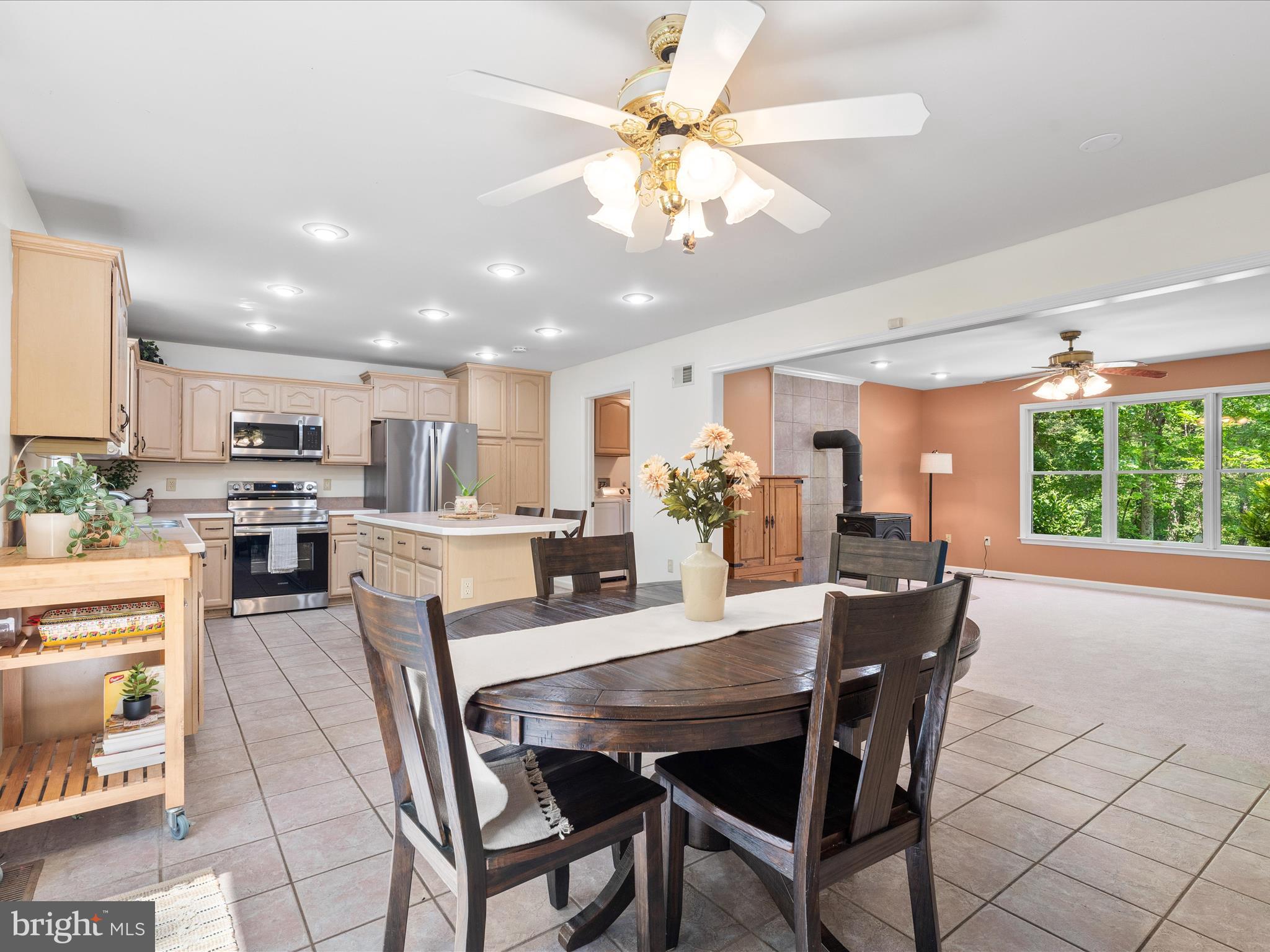 2323 MICHAEL ROAD