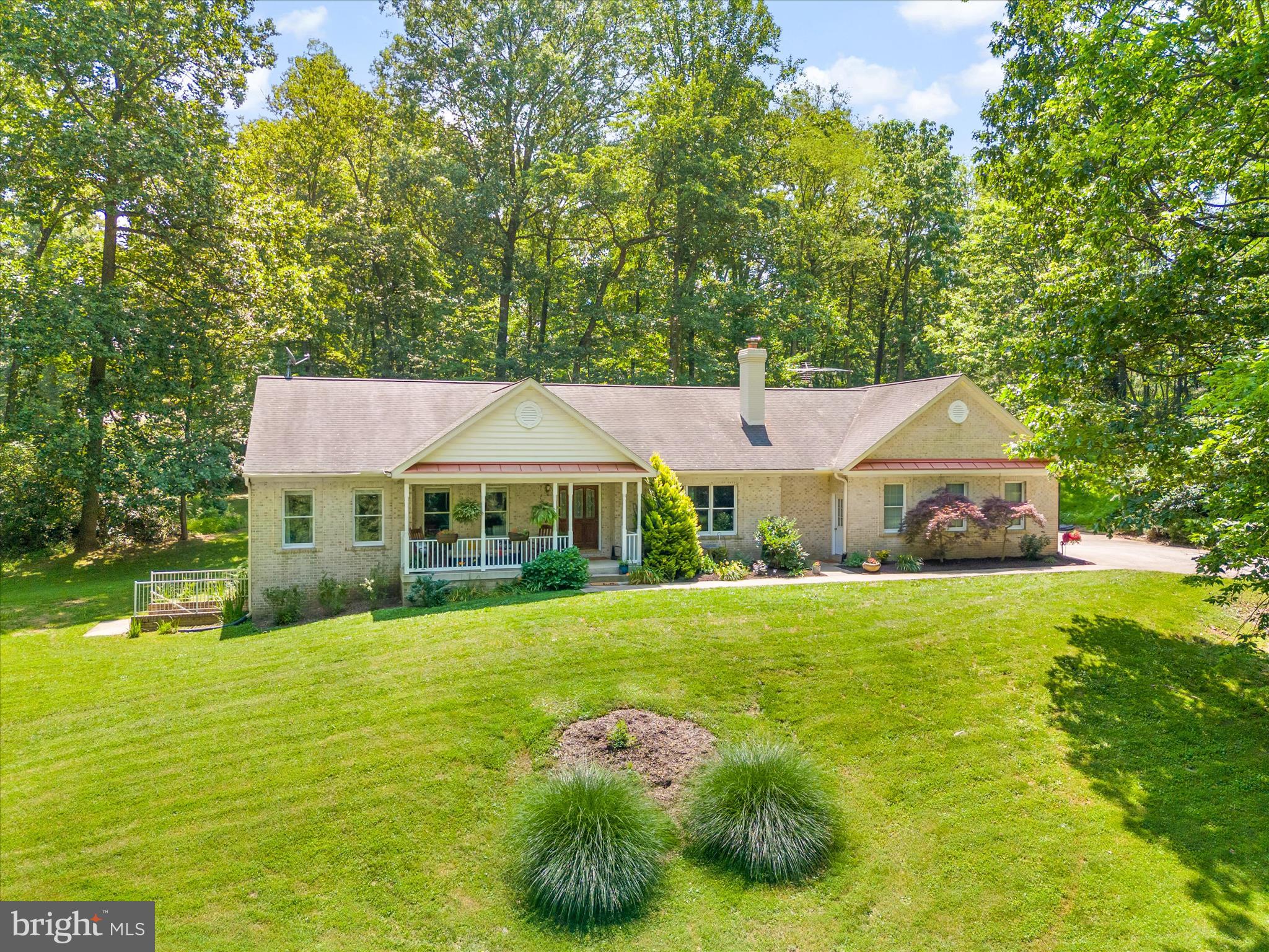 2323 MICHAEL ROAD
