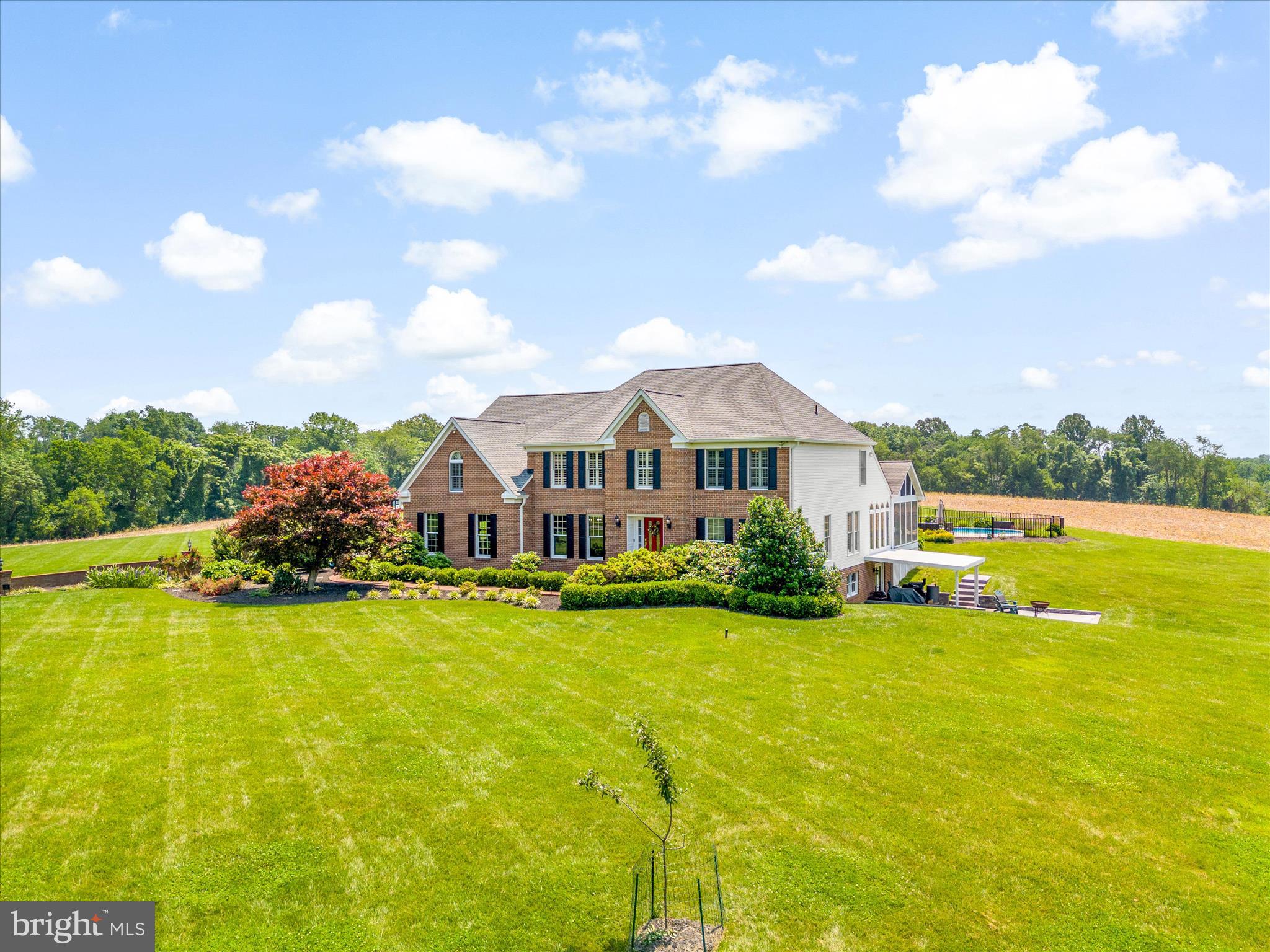 7100 EWING COURT