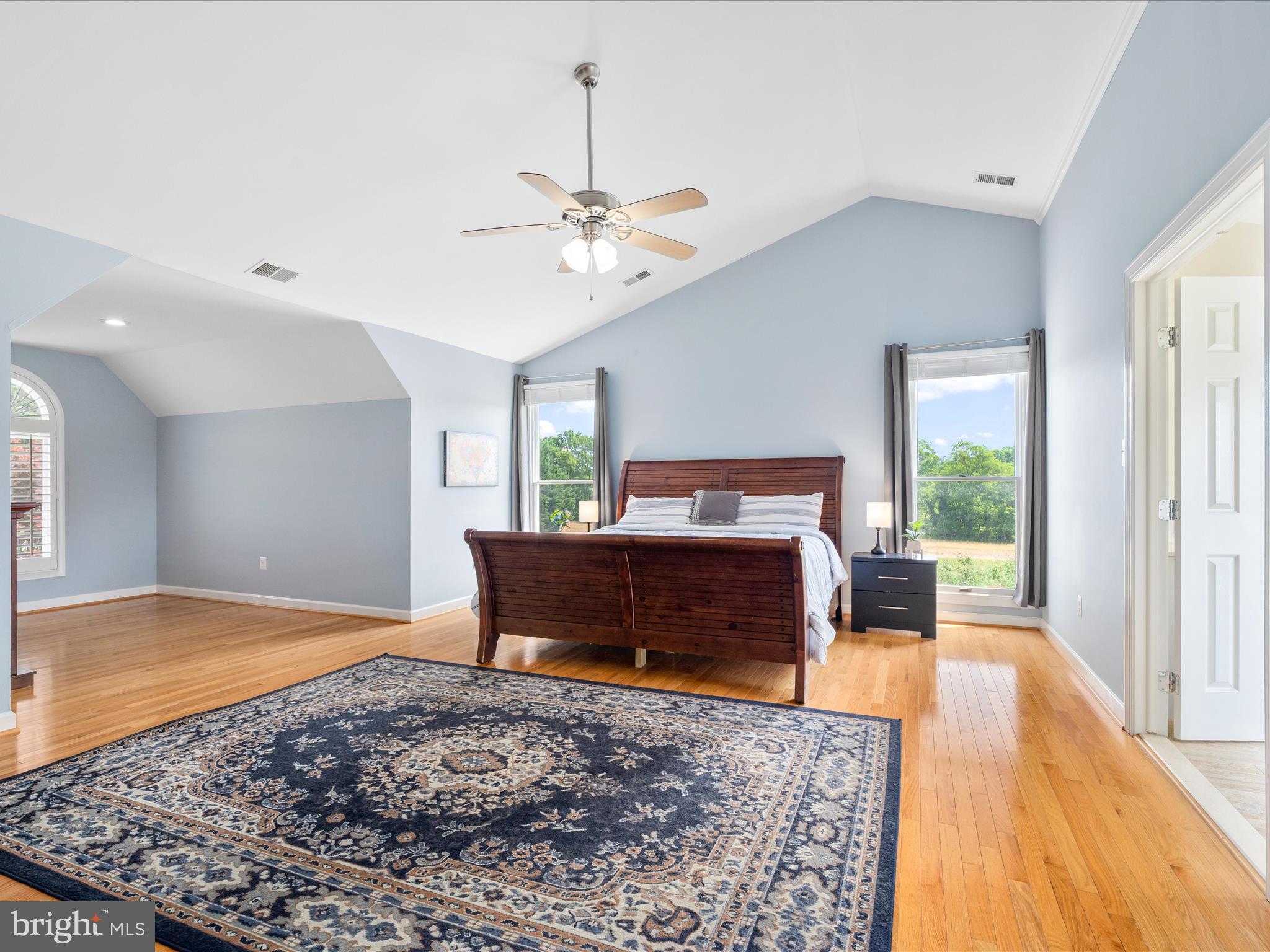 7100 EWING COURT