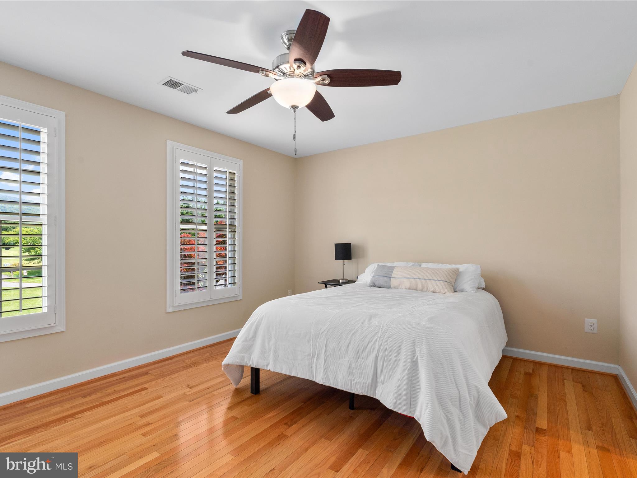 7100 EWING COURT