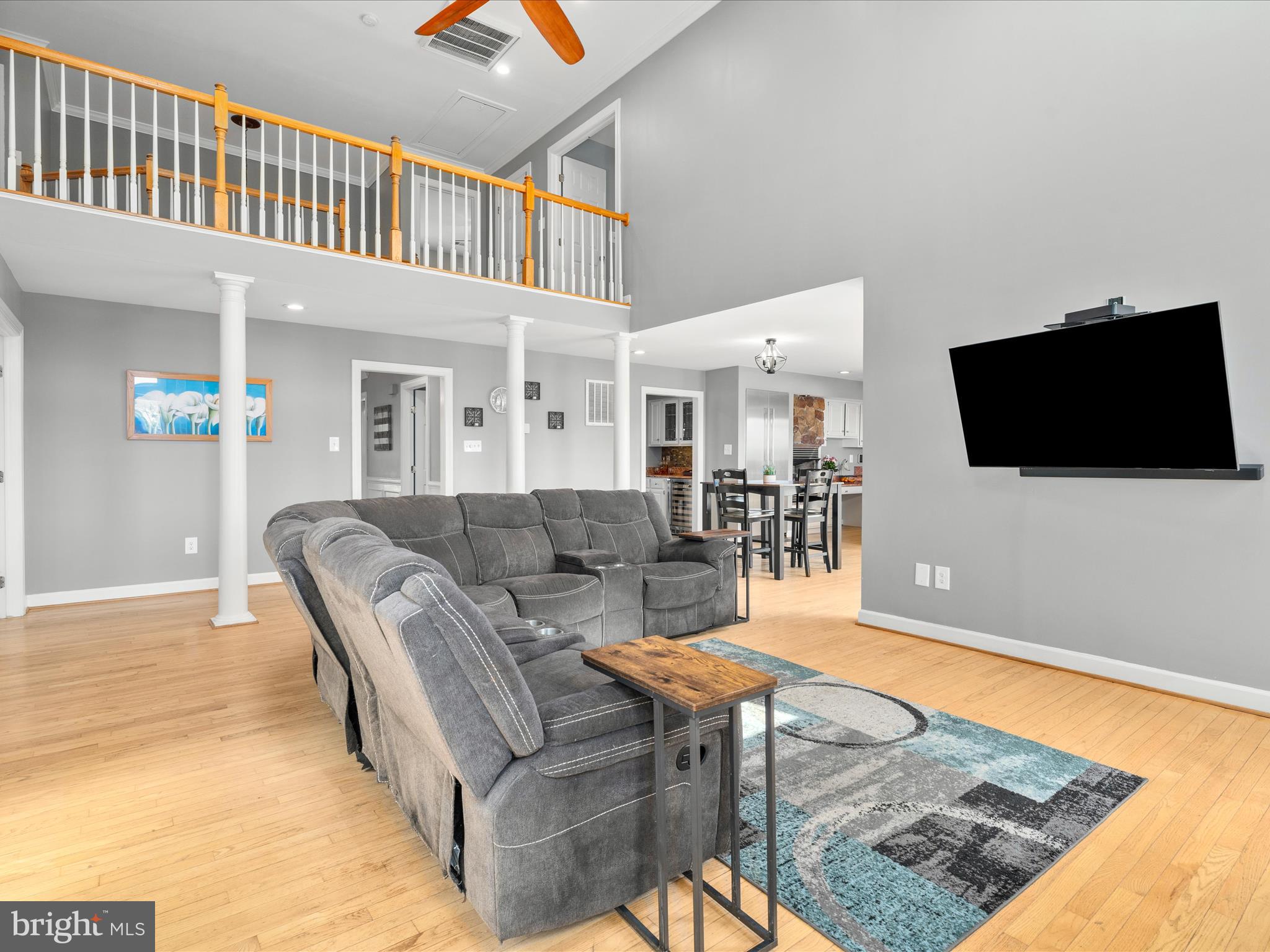 7100 EWING COURT