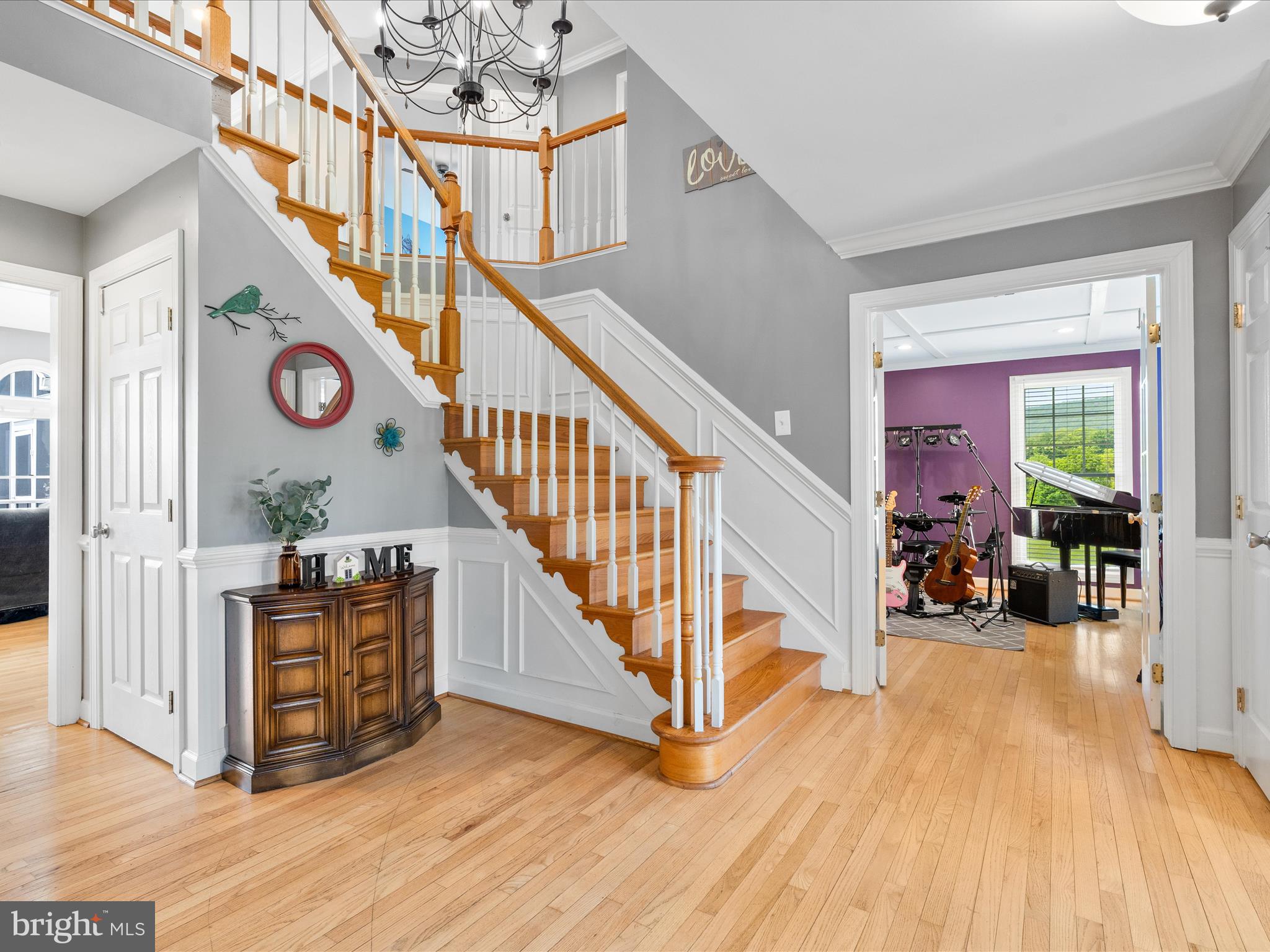 7100 EWING COURT
