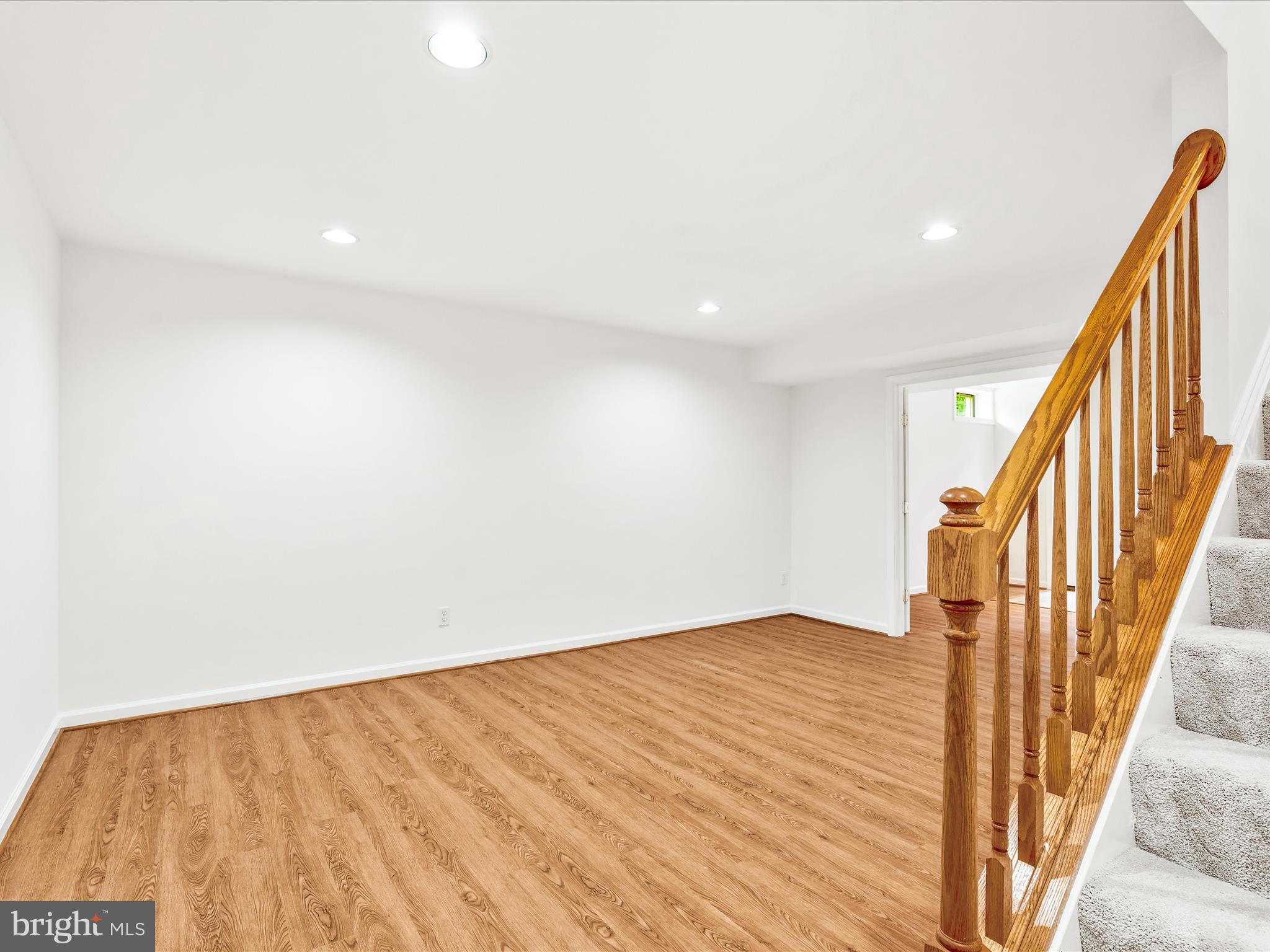 3079 LINDSEY COURT
