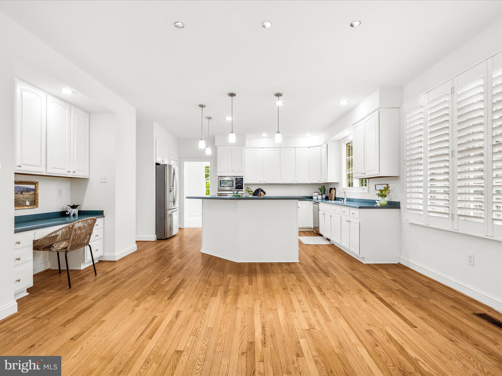 3079 LINDSEY COURT