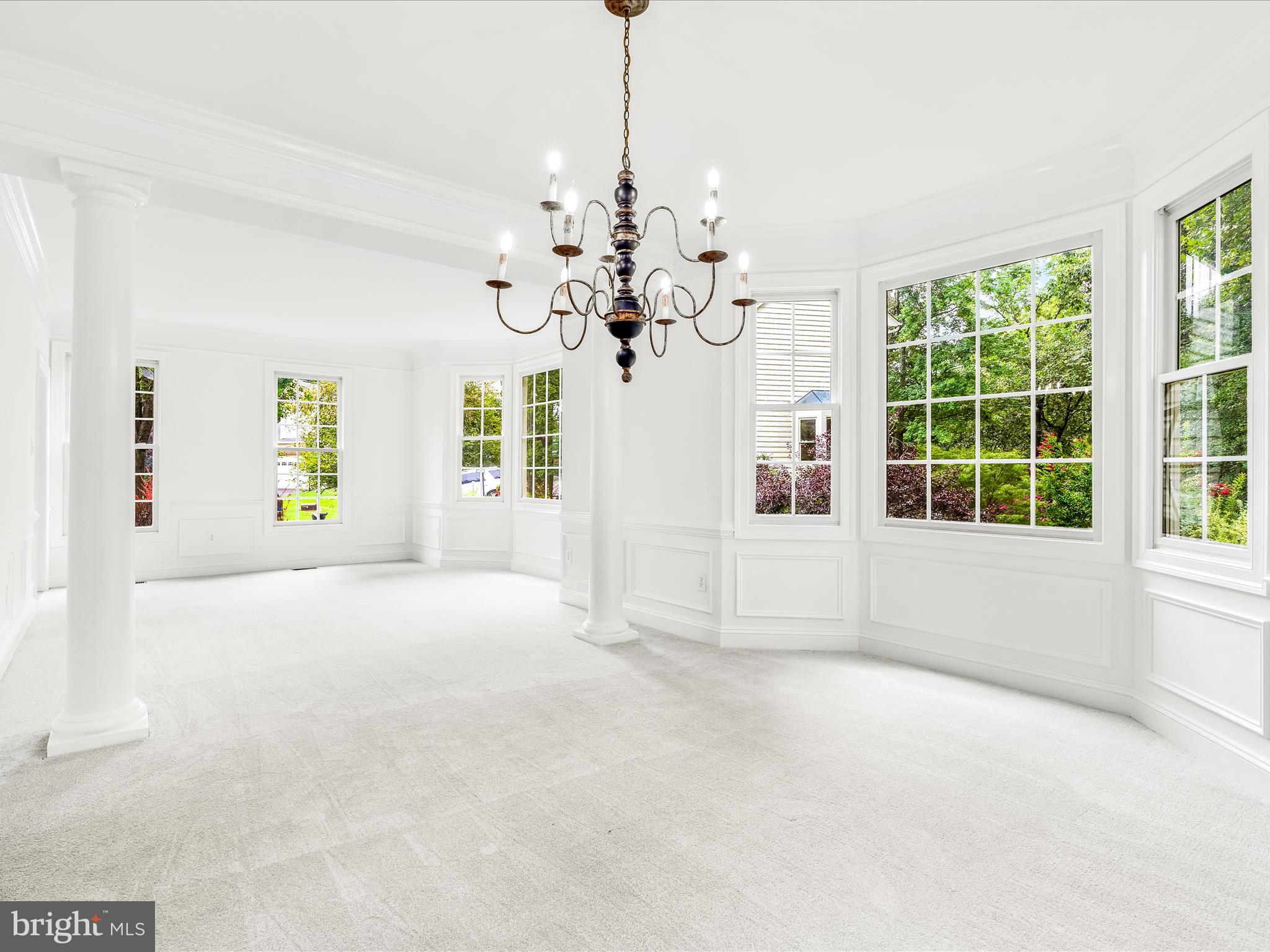 3079 LINDSEY COURT