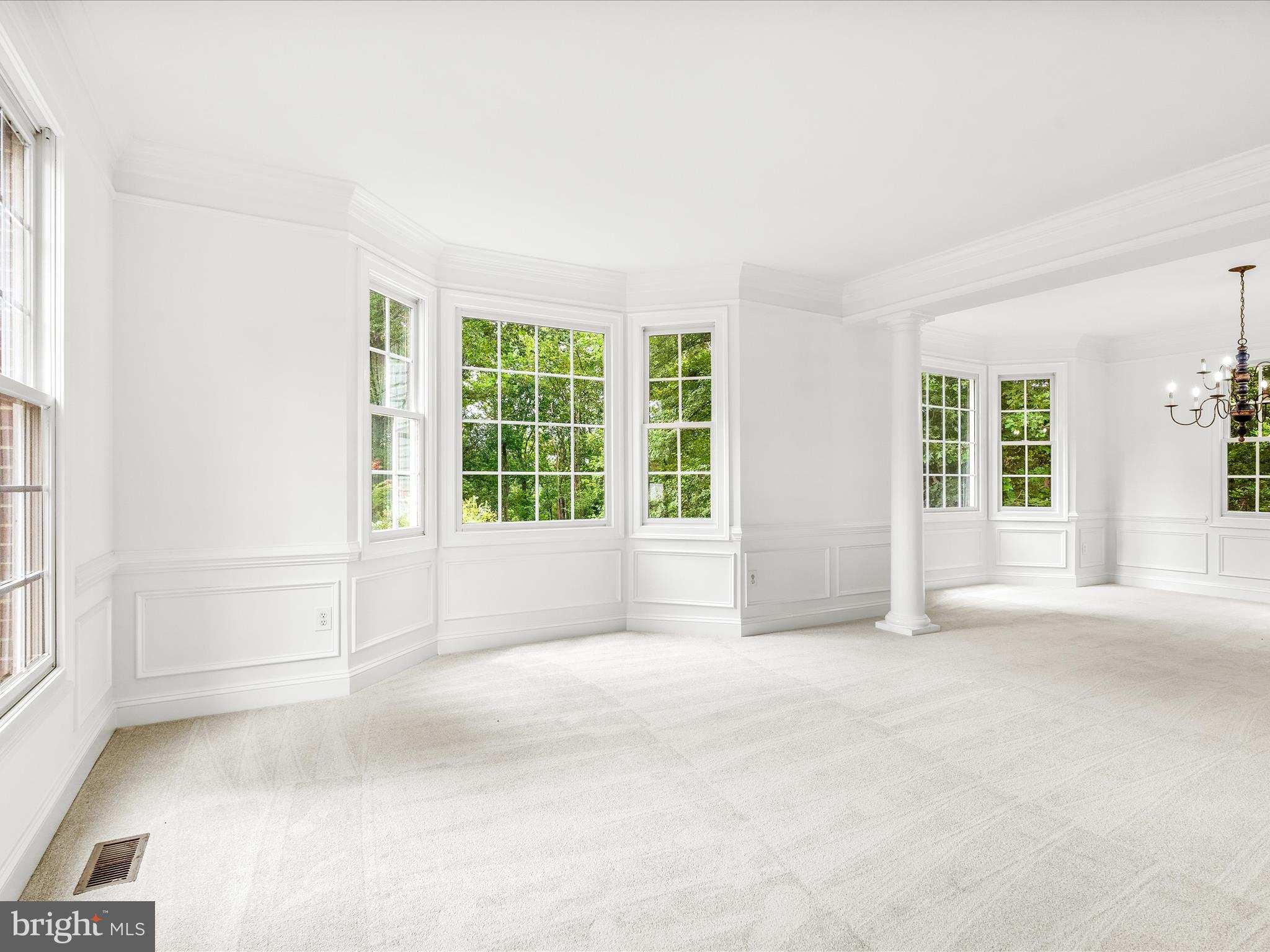 3079 LINDSEY COURT