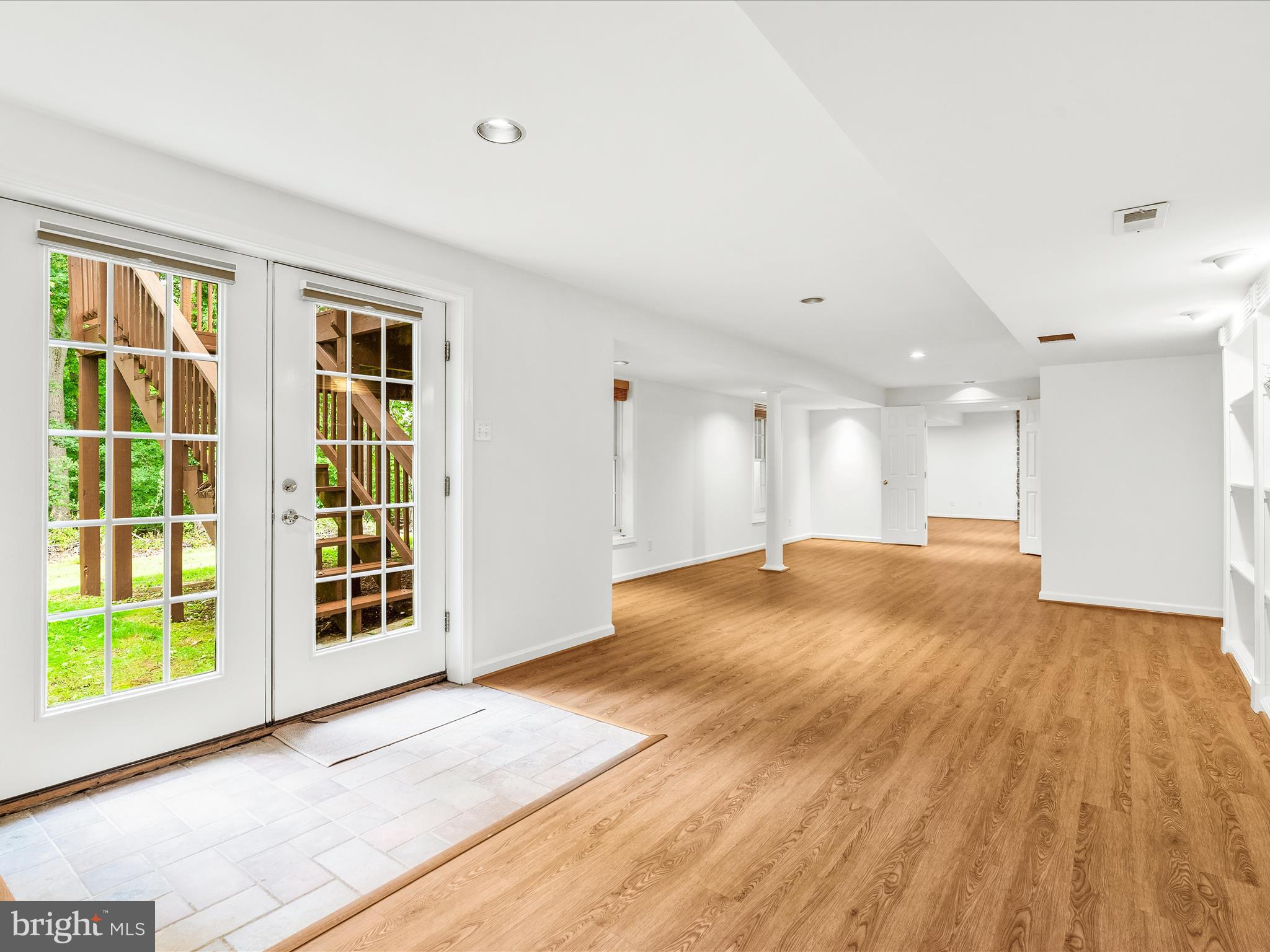 3079 LINDSEY COURT