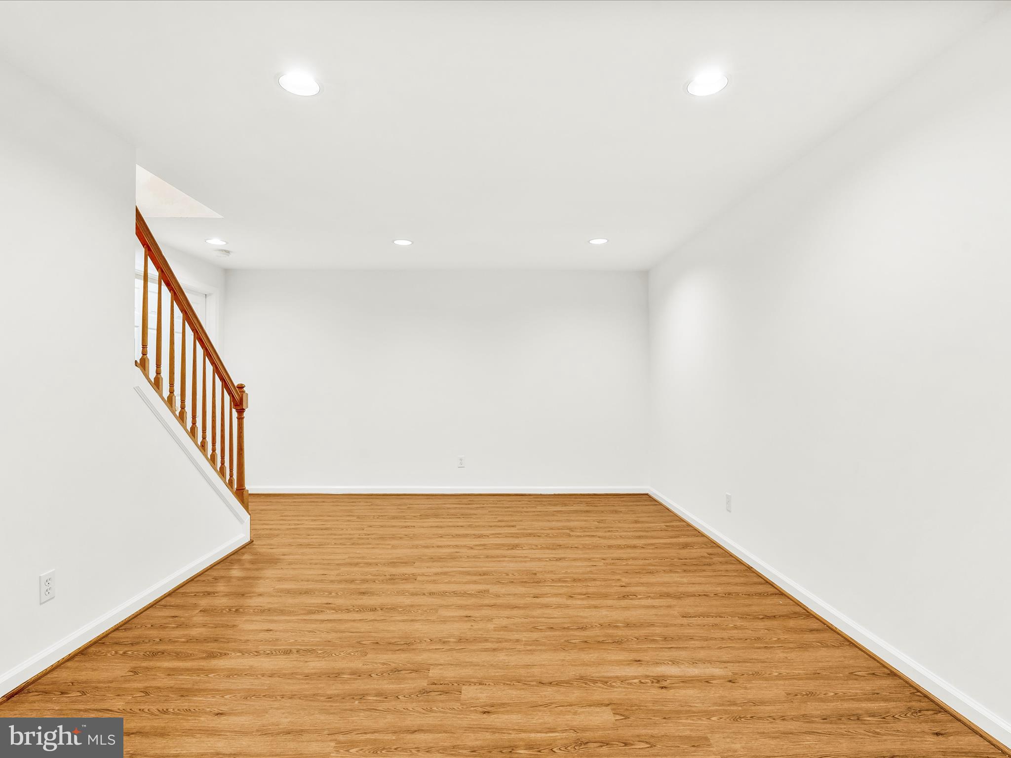 3079 LINDSEY COURT