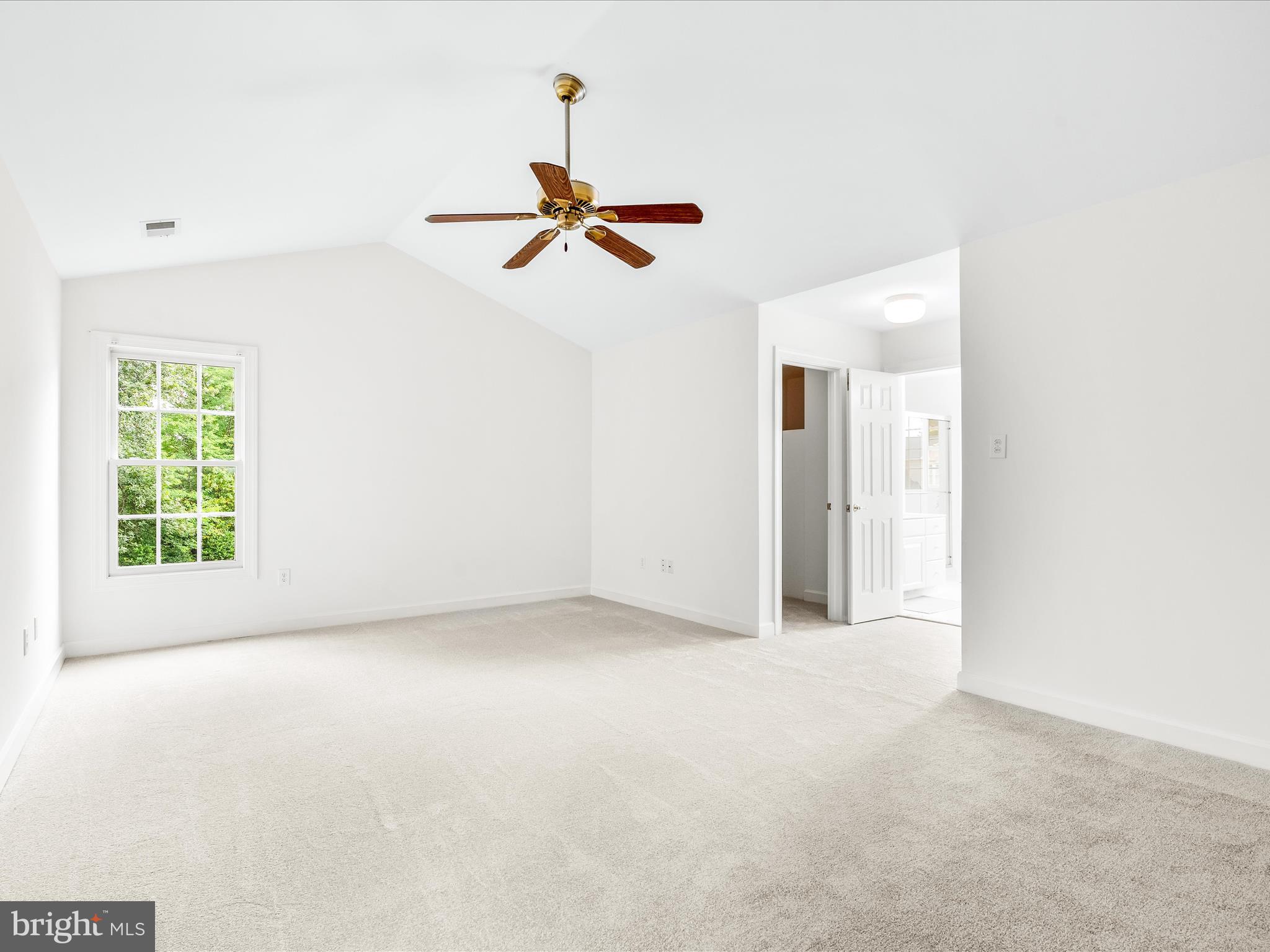 3079 LINDSEY COURT