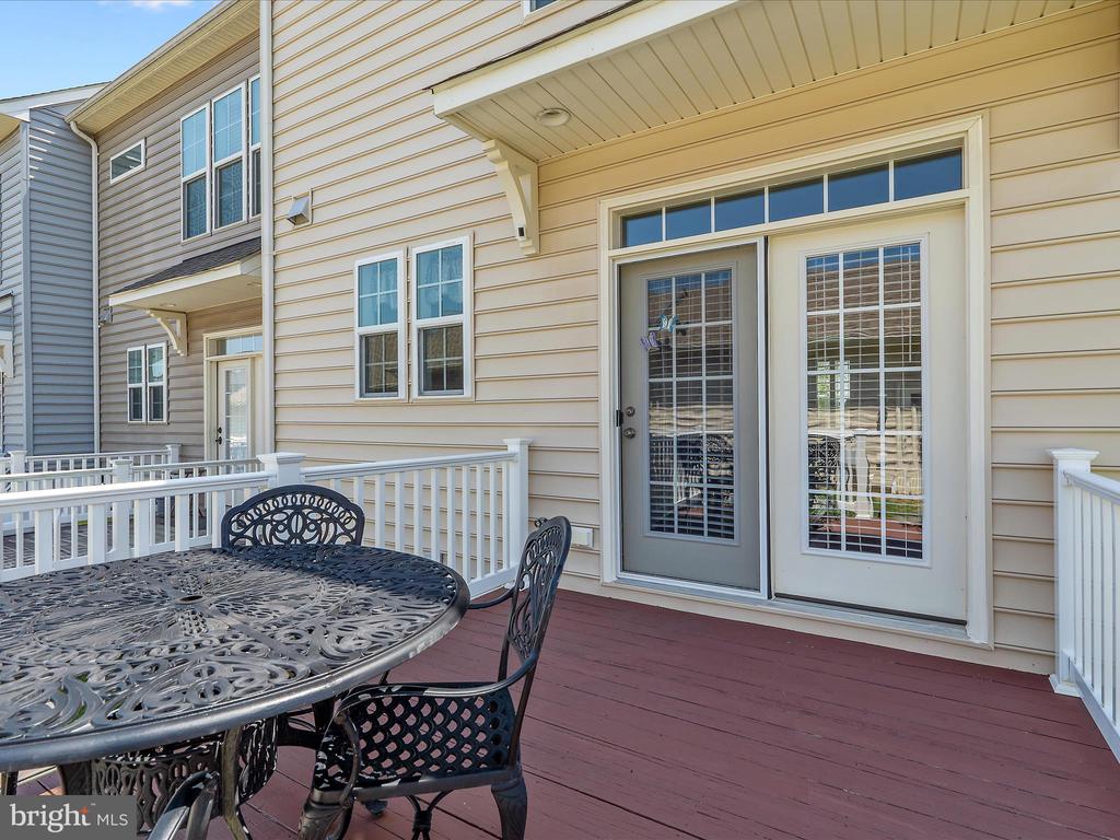 1153 POTOMAC VIEW PARKWAY