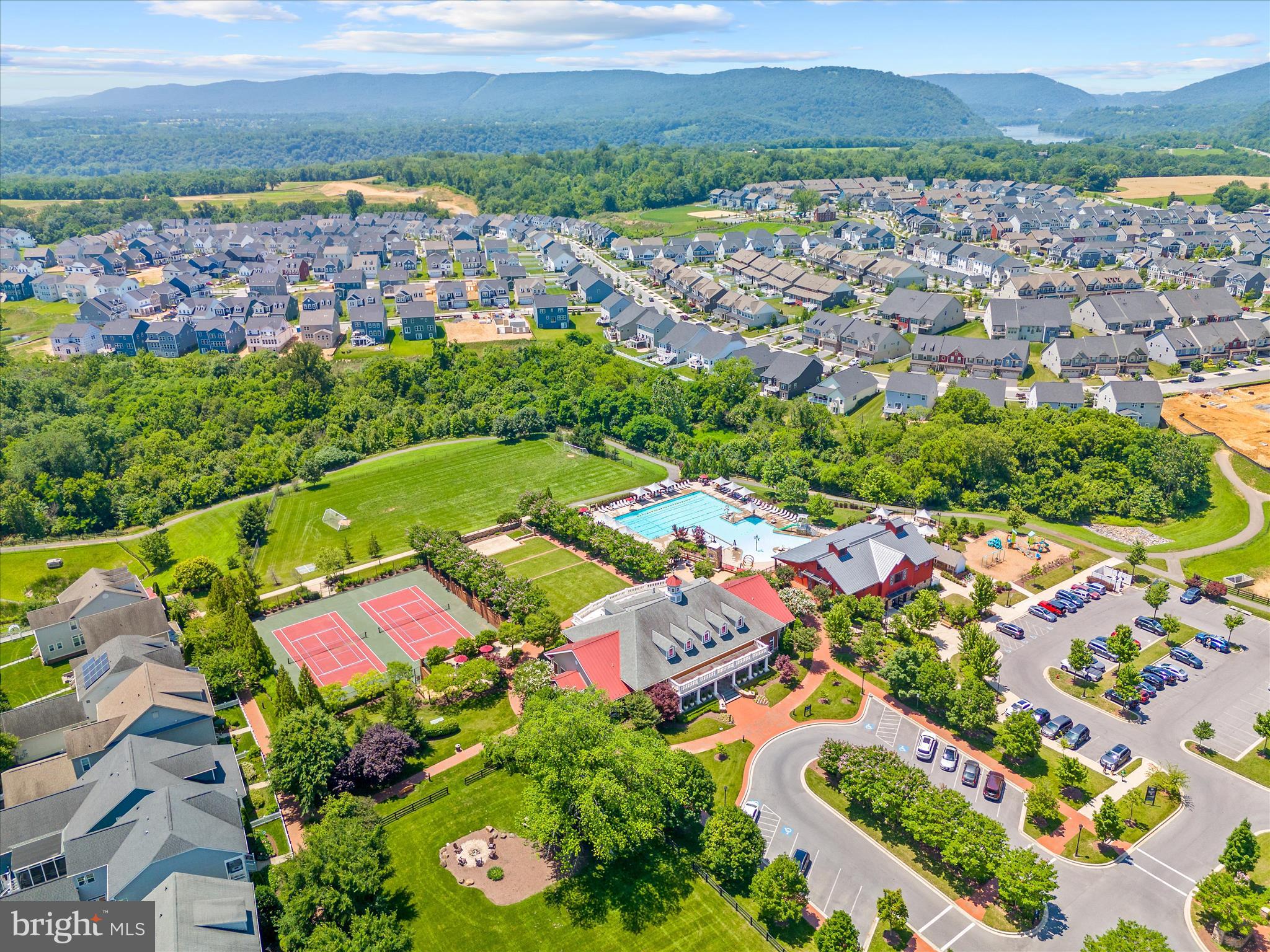 1153 POTOMAC VIEW PARKWAY