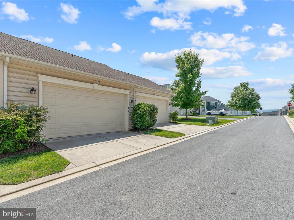 1153 POTOMAC VIEW PARKWAY
