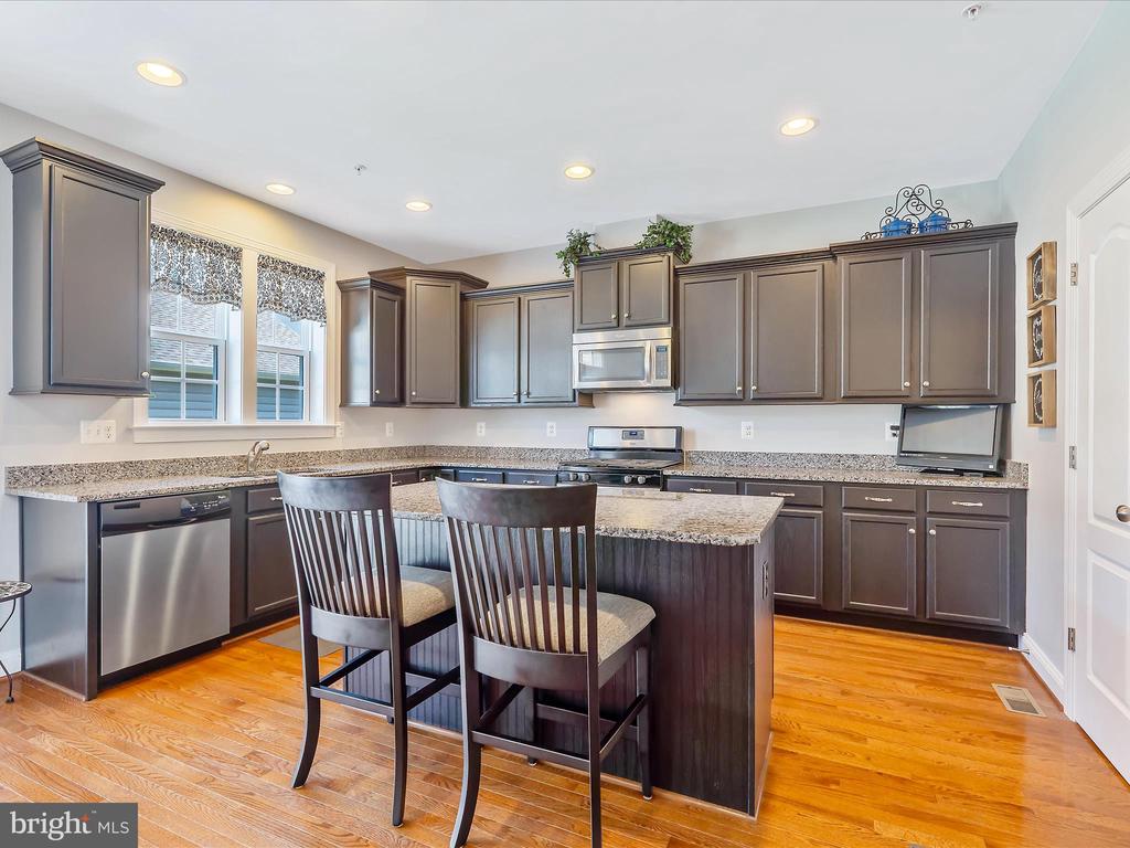 1153 POTOMAC VIEW PARKWAY