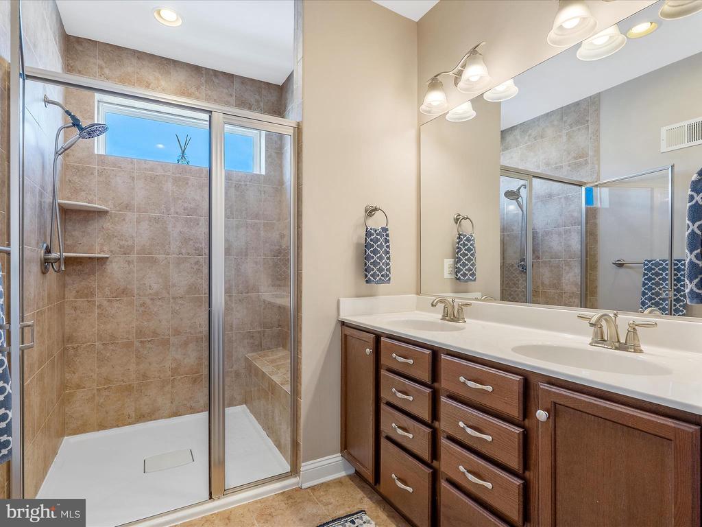 1153 POTOMAC VIEW PARKWAY