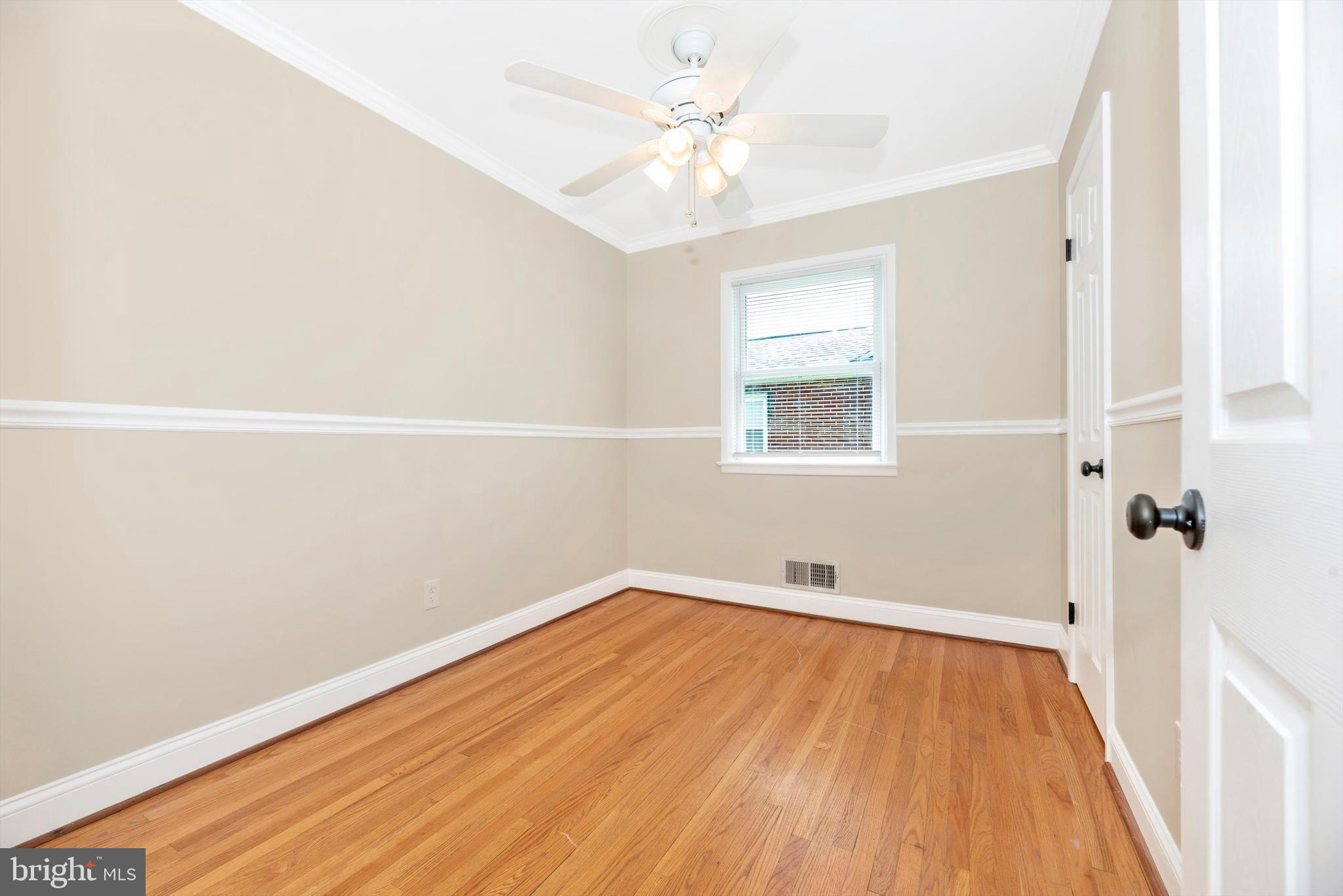 909 CHEROKEE TRAIL