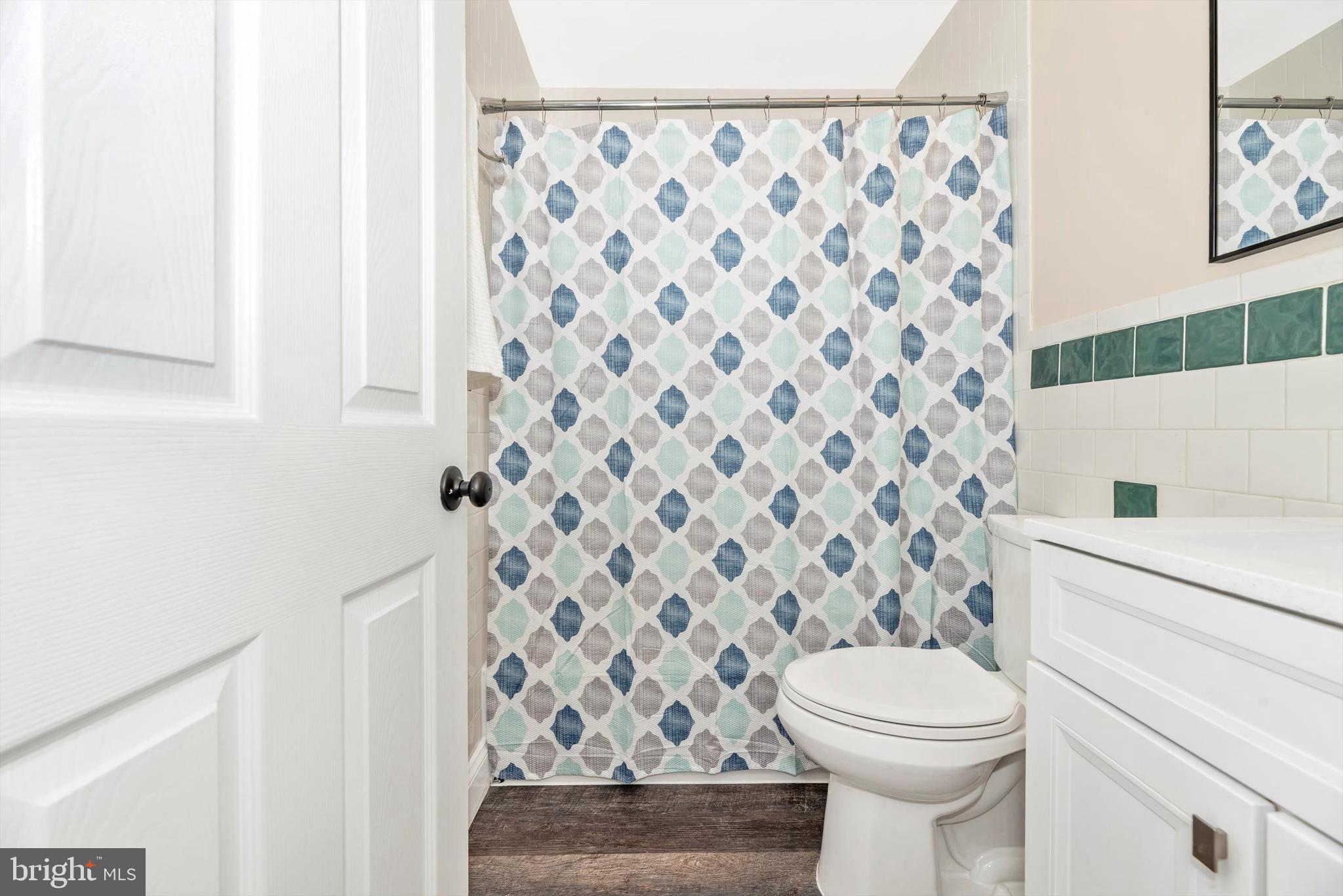 909 CHEROKEE TRAIL
