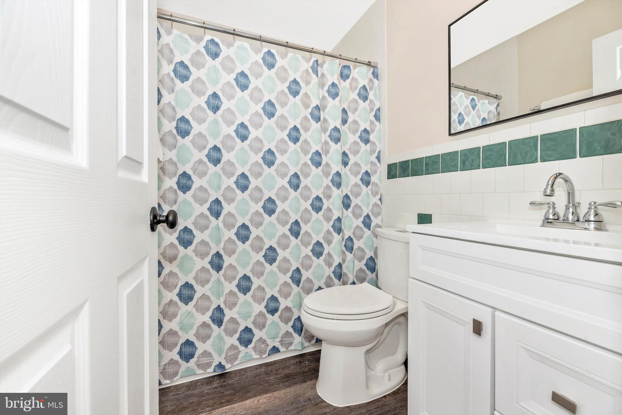 909 CHEROKEE TRAIL