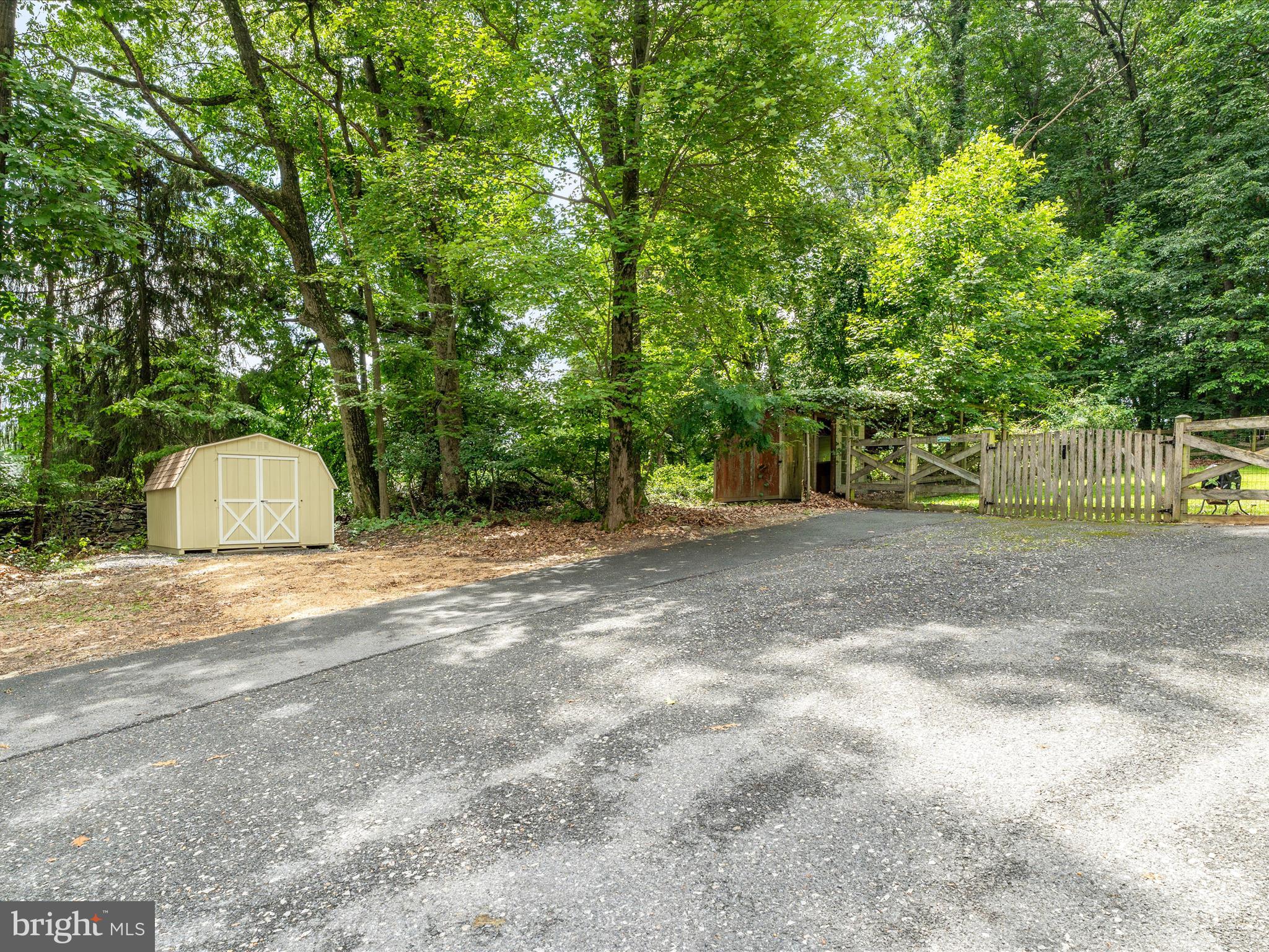 4815 OLD SWIMMING POOL ROAD