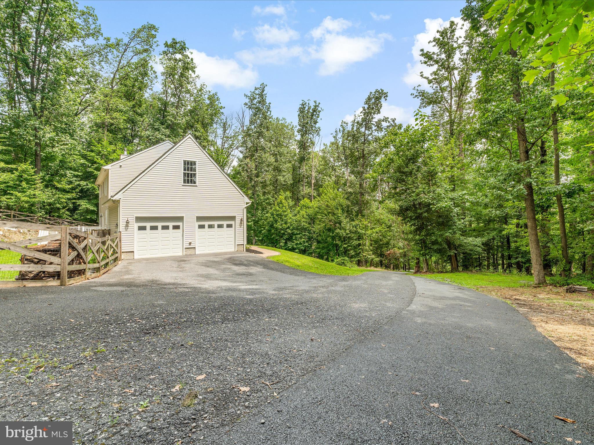 4815 OLD SWIMMING POOL ROAD