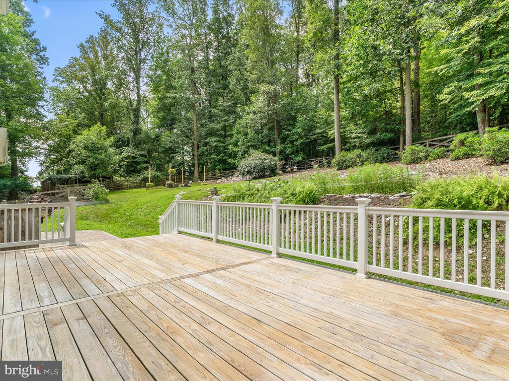 4815 OLD SWIMMING POOL ROAD