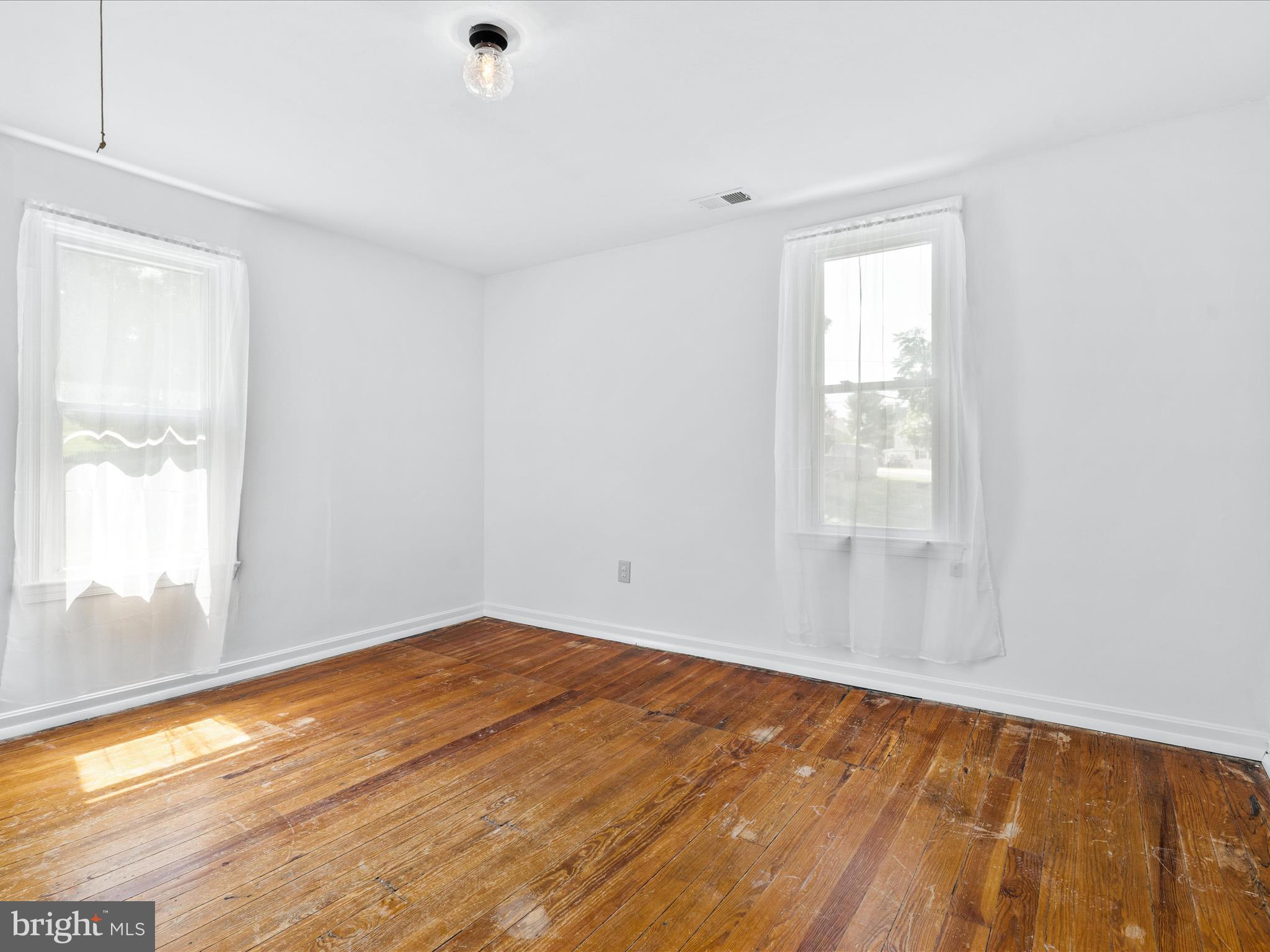 710 PARK AVENUE