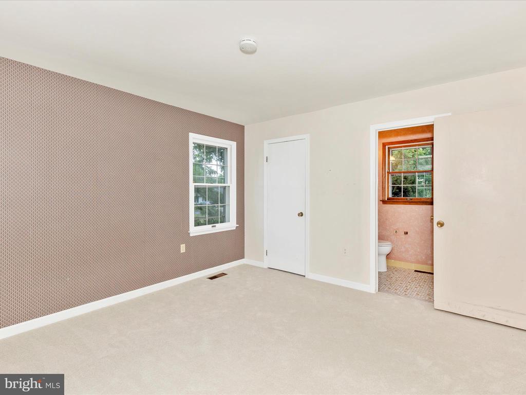 8107 CLEARFIELD ROAD