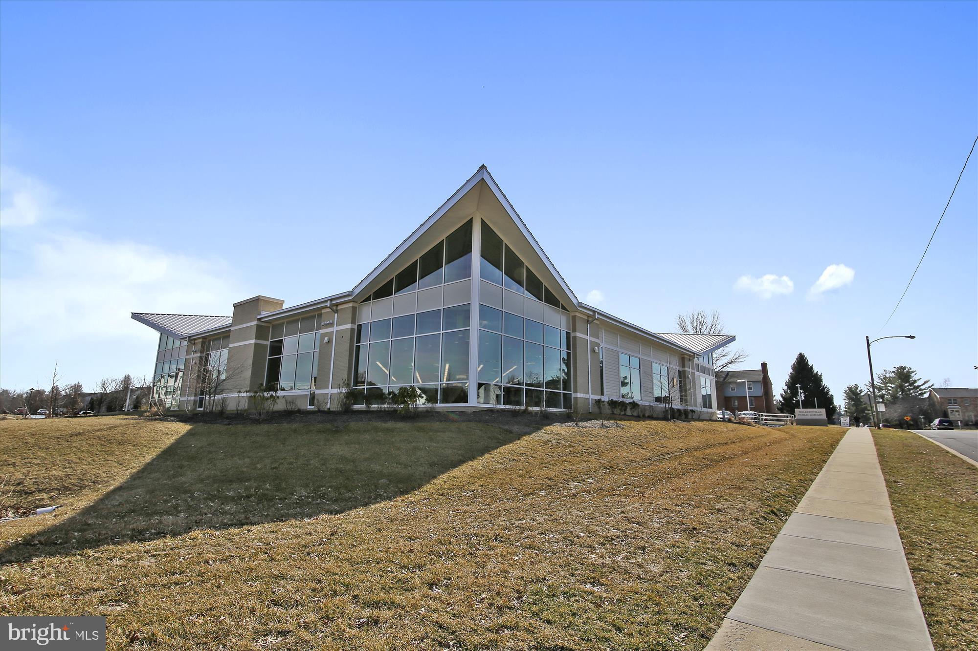 8806 ADVENTURE AVENUE