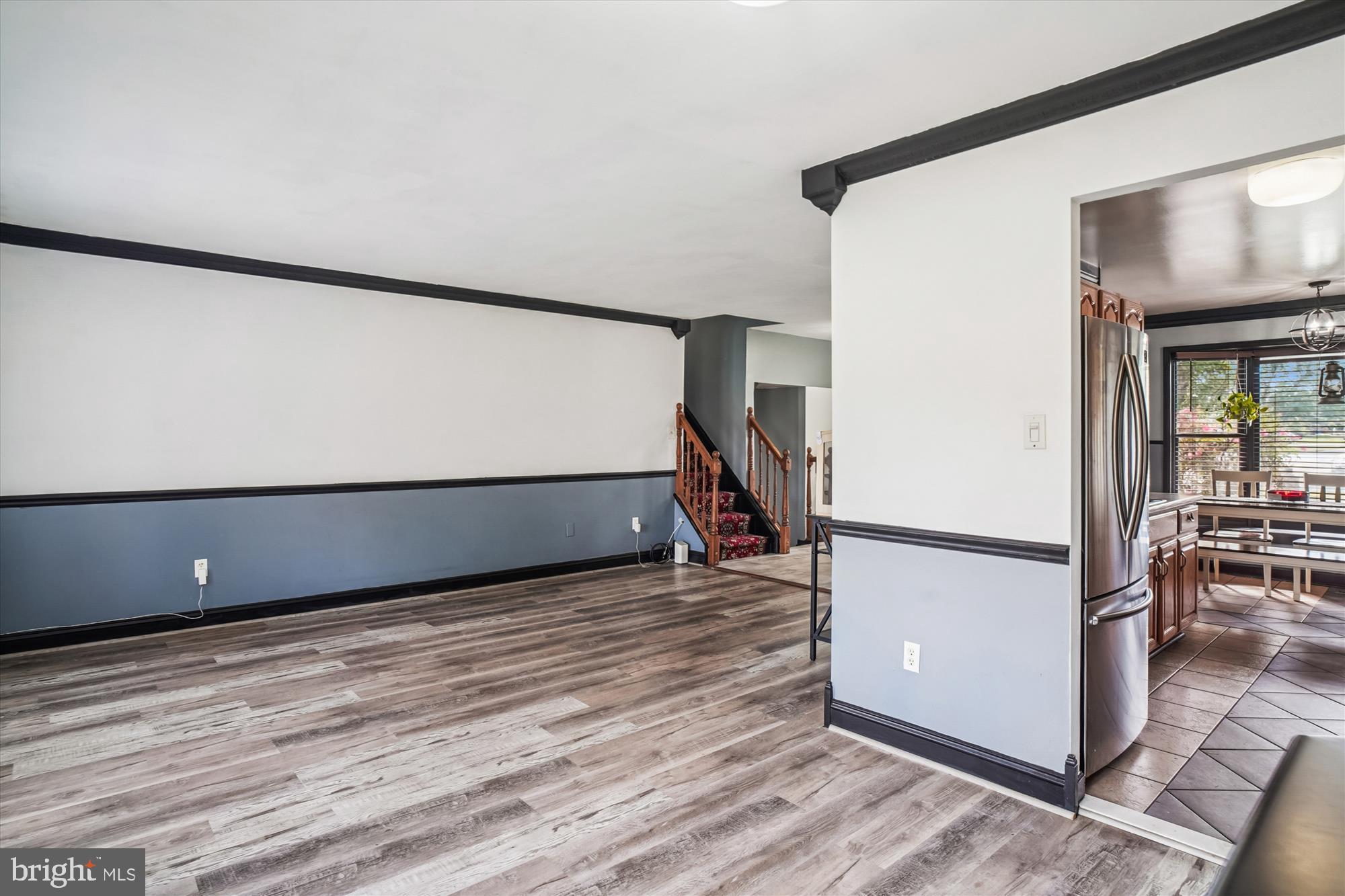 8806 ADVENTURE AVENUE