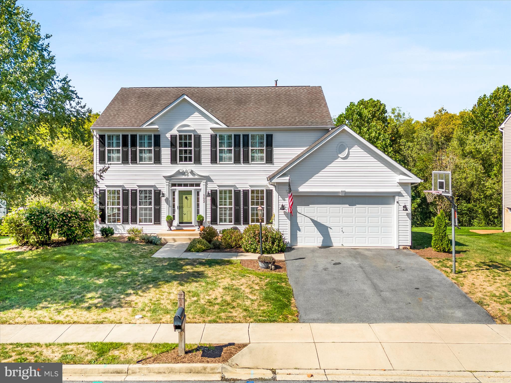 102 NORTH POINTE TERRACE