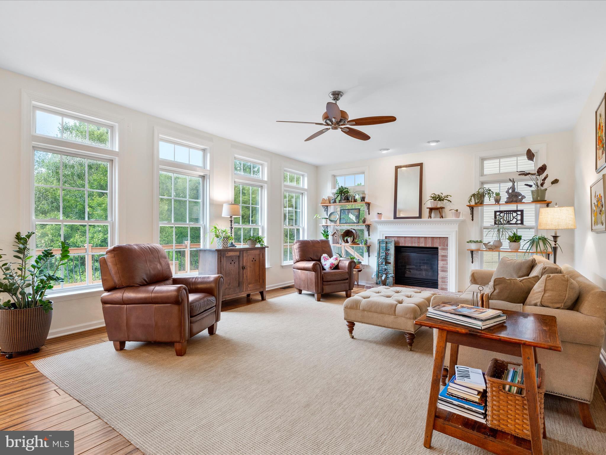 102 NORTH POINTE TERRACE