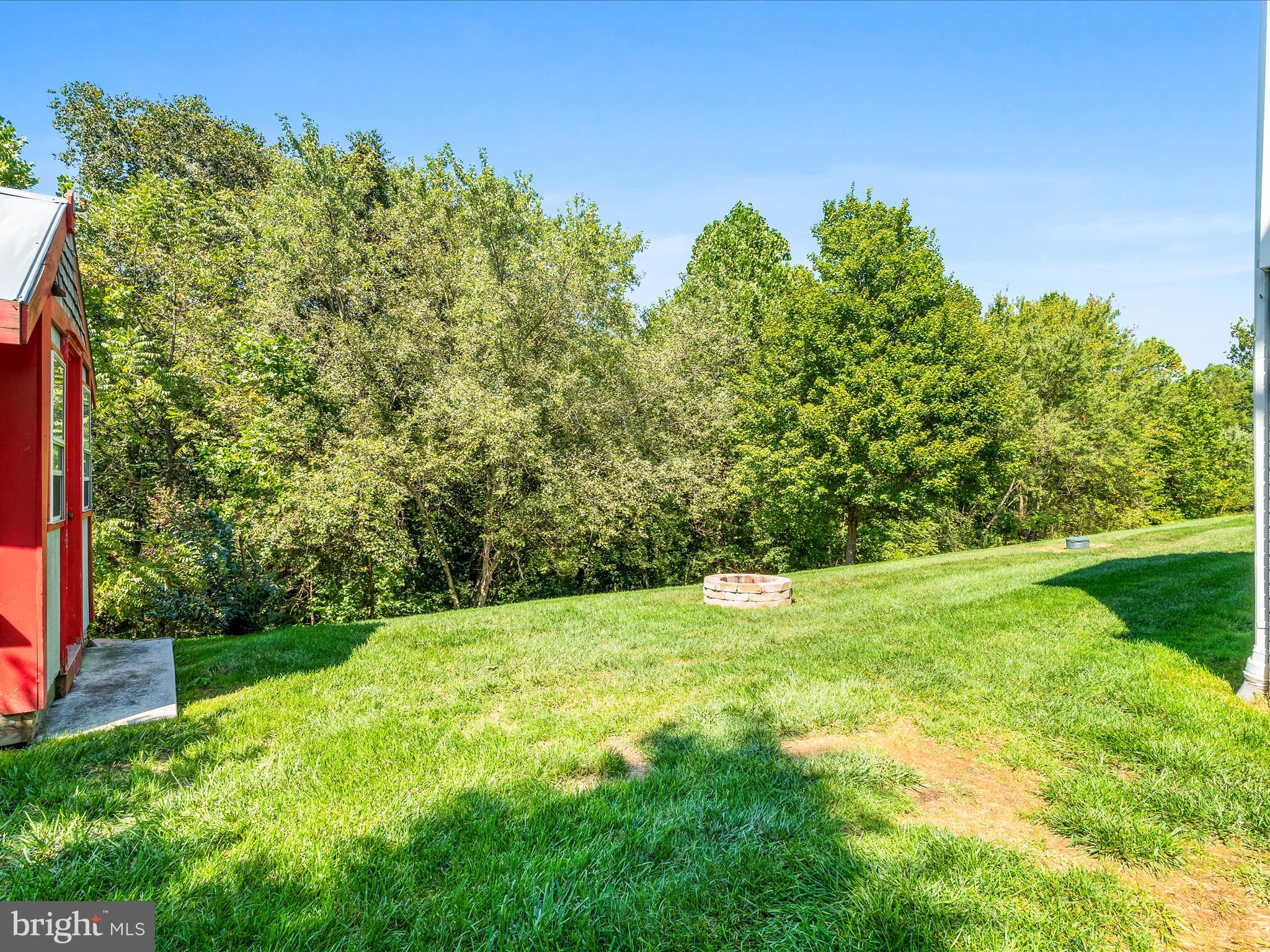 102 NORTH POINTE TERRACE