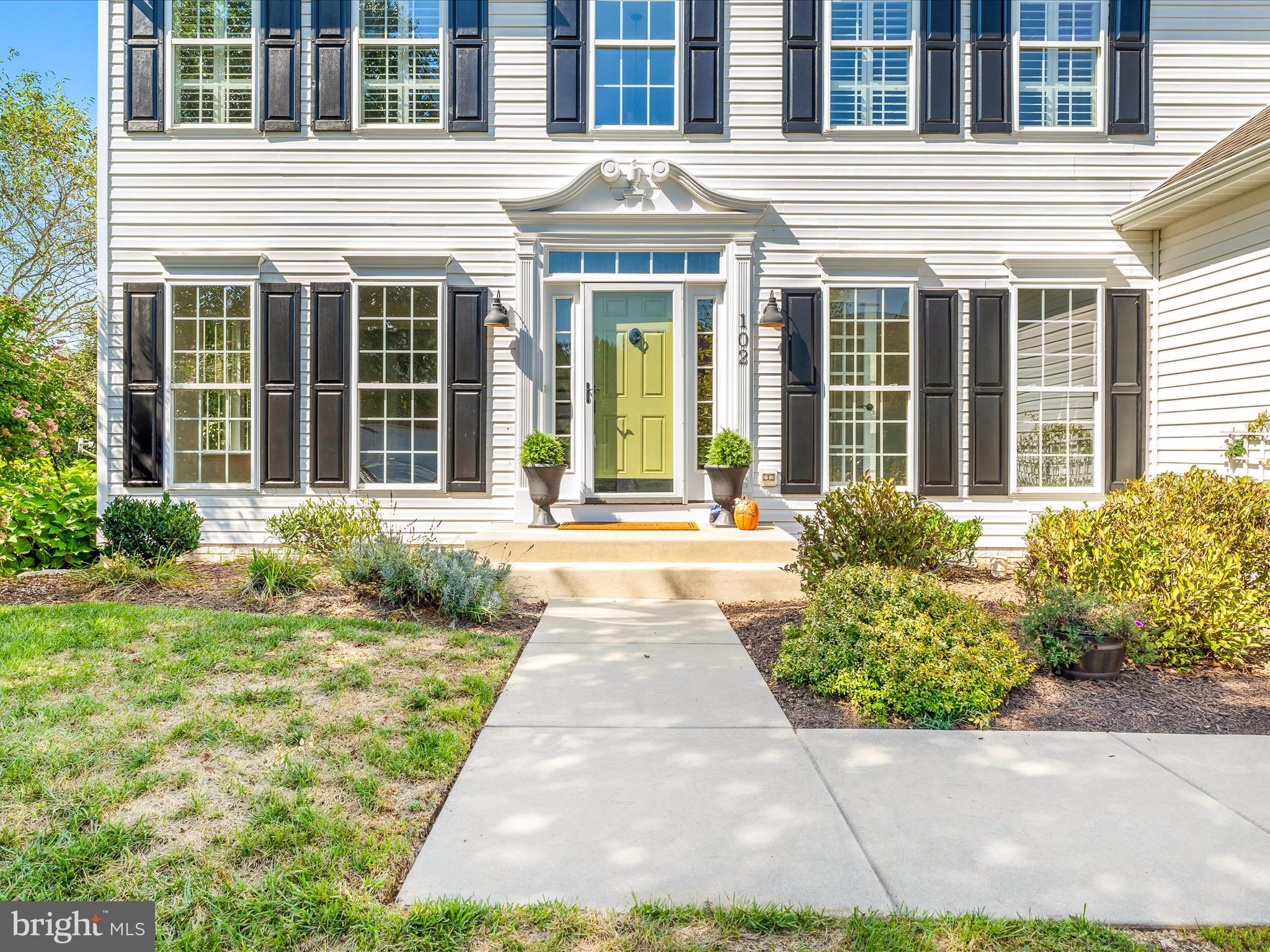 102 NORTH POINTE TERRACE