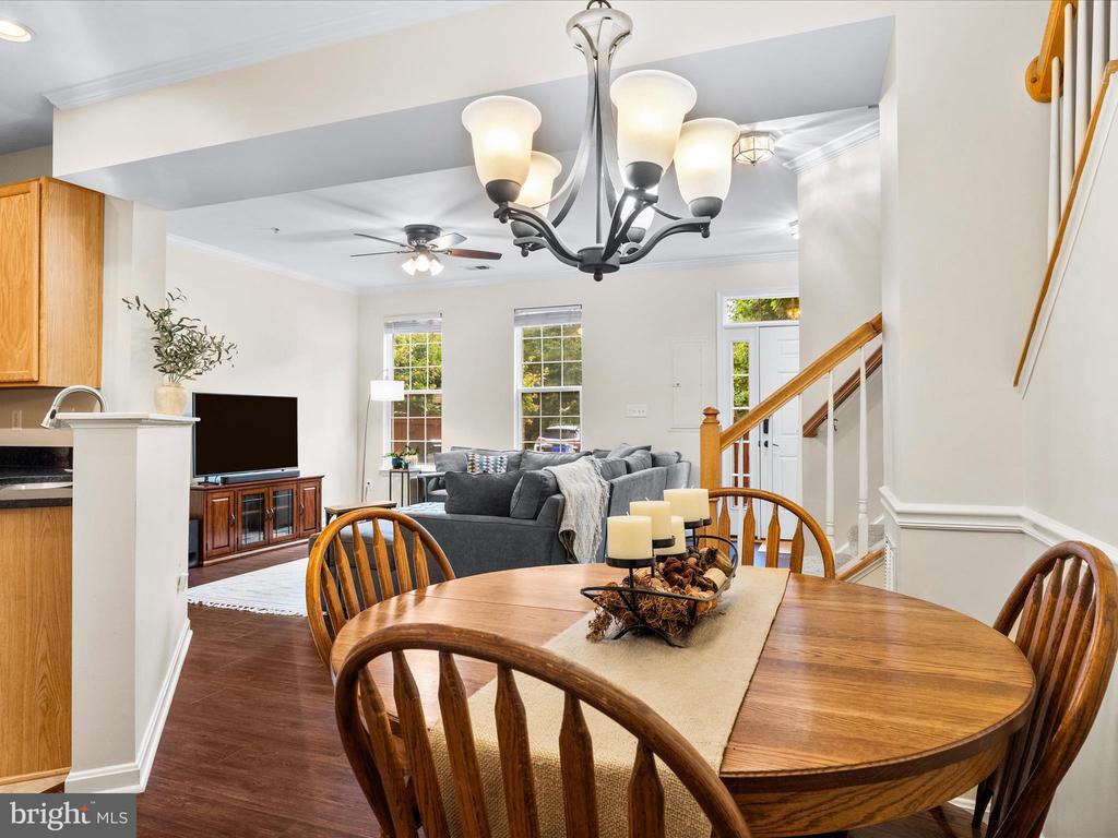 130 MOUNTAIN CREEK CIRCLE