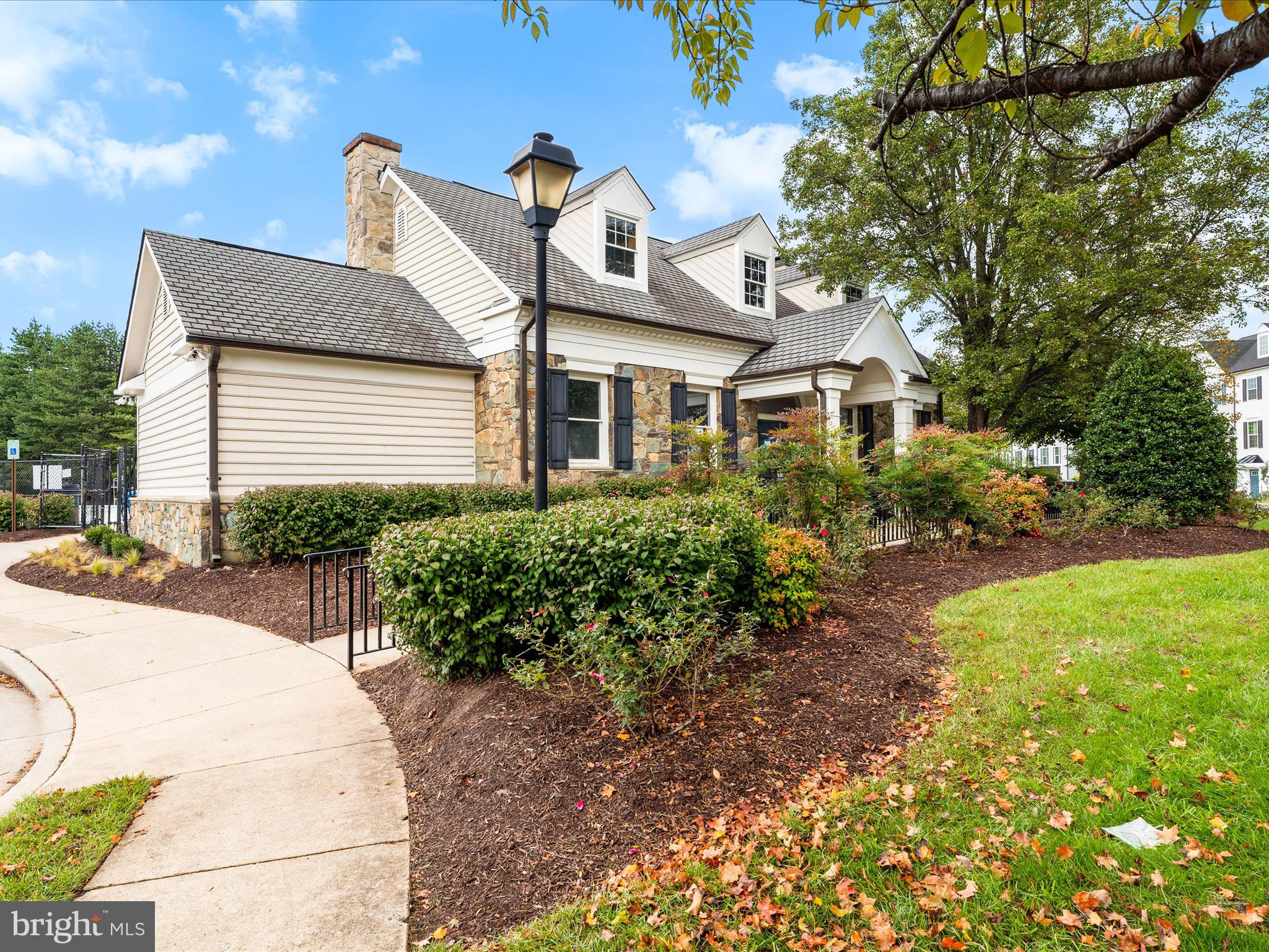 130 MOUNTAIN CREEK CIRCLE