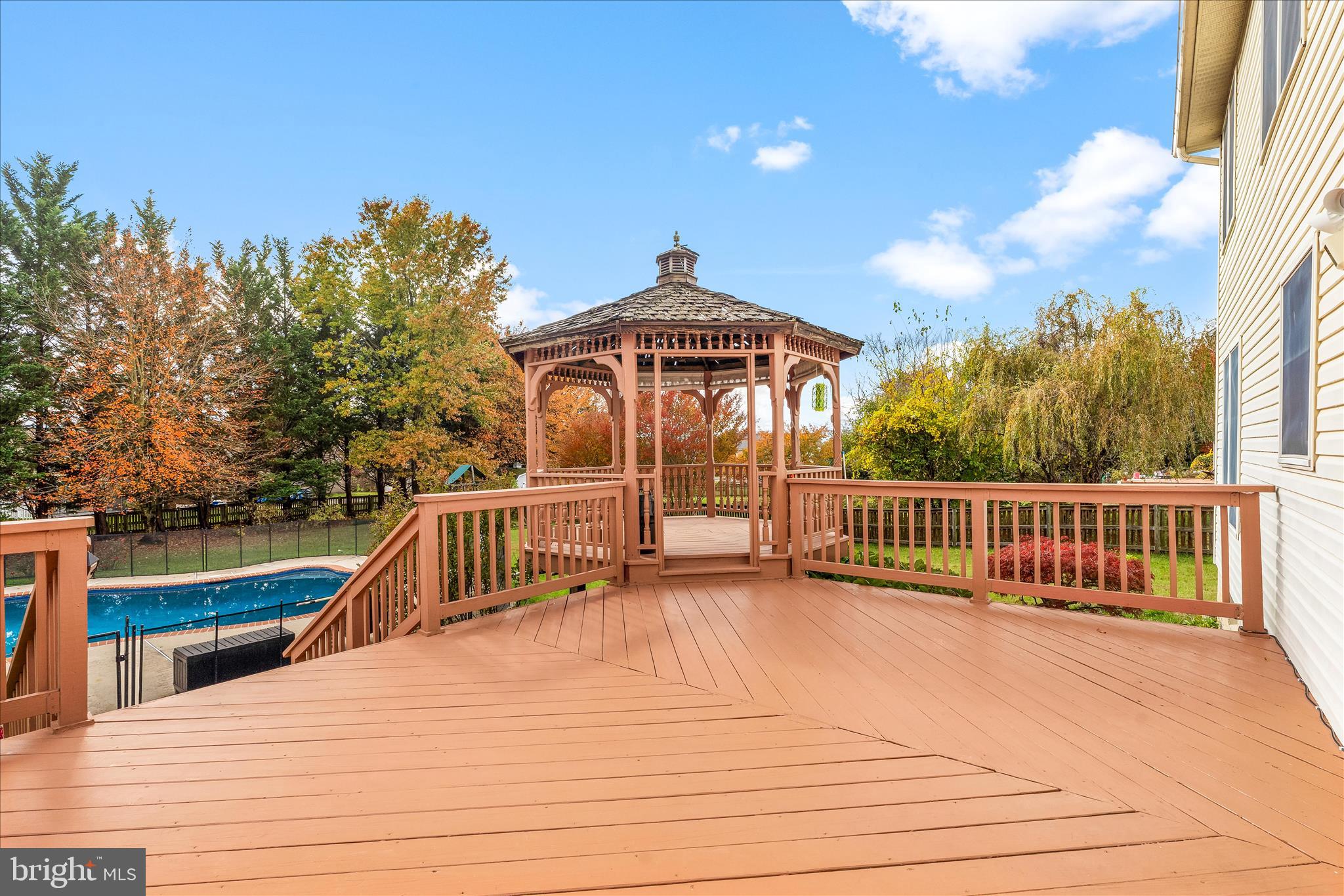 107 MINA DRIVE
