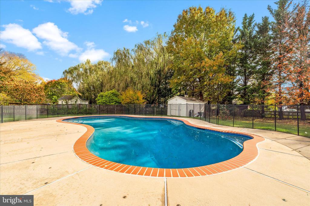 107 MINA DRIVE