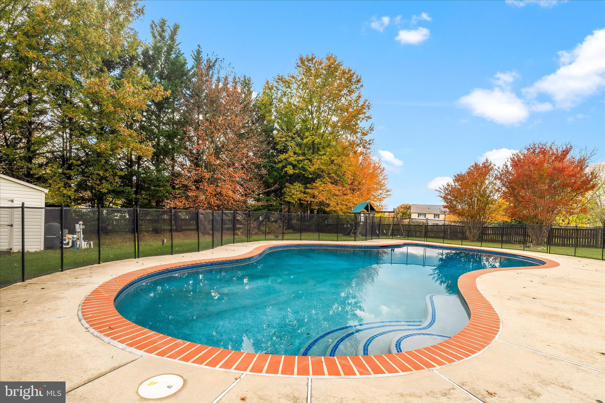 107 MINA DRIVE