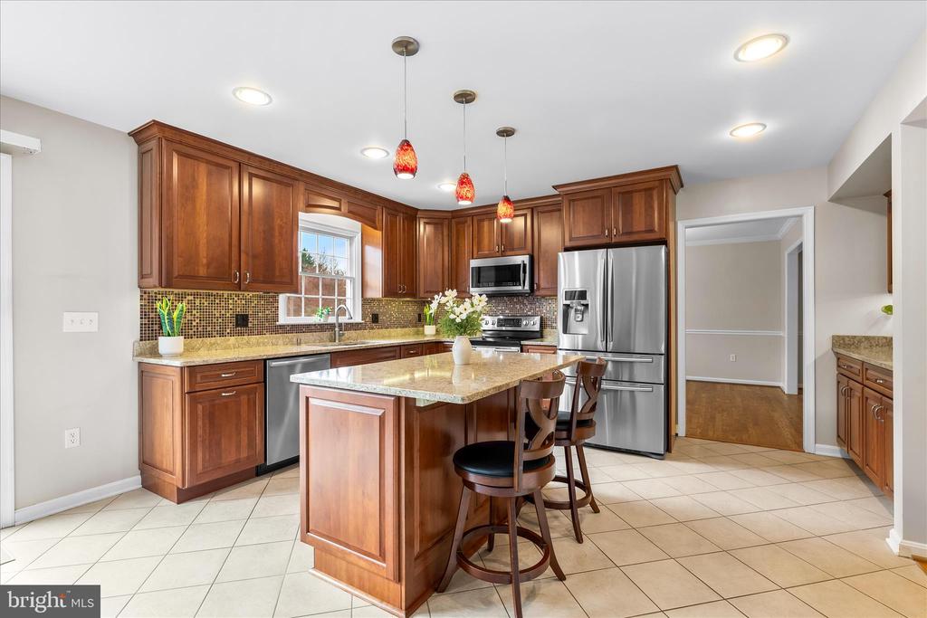 107 MINA DRIVE