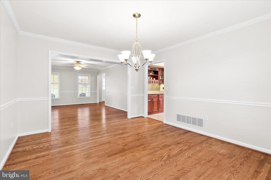 107 MINA DRIVE