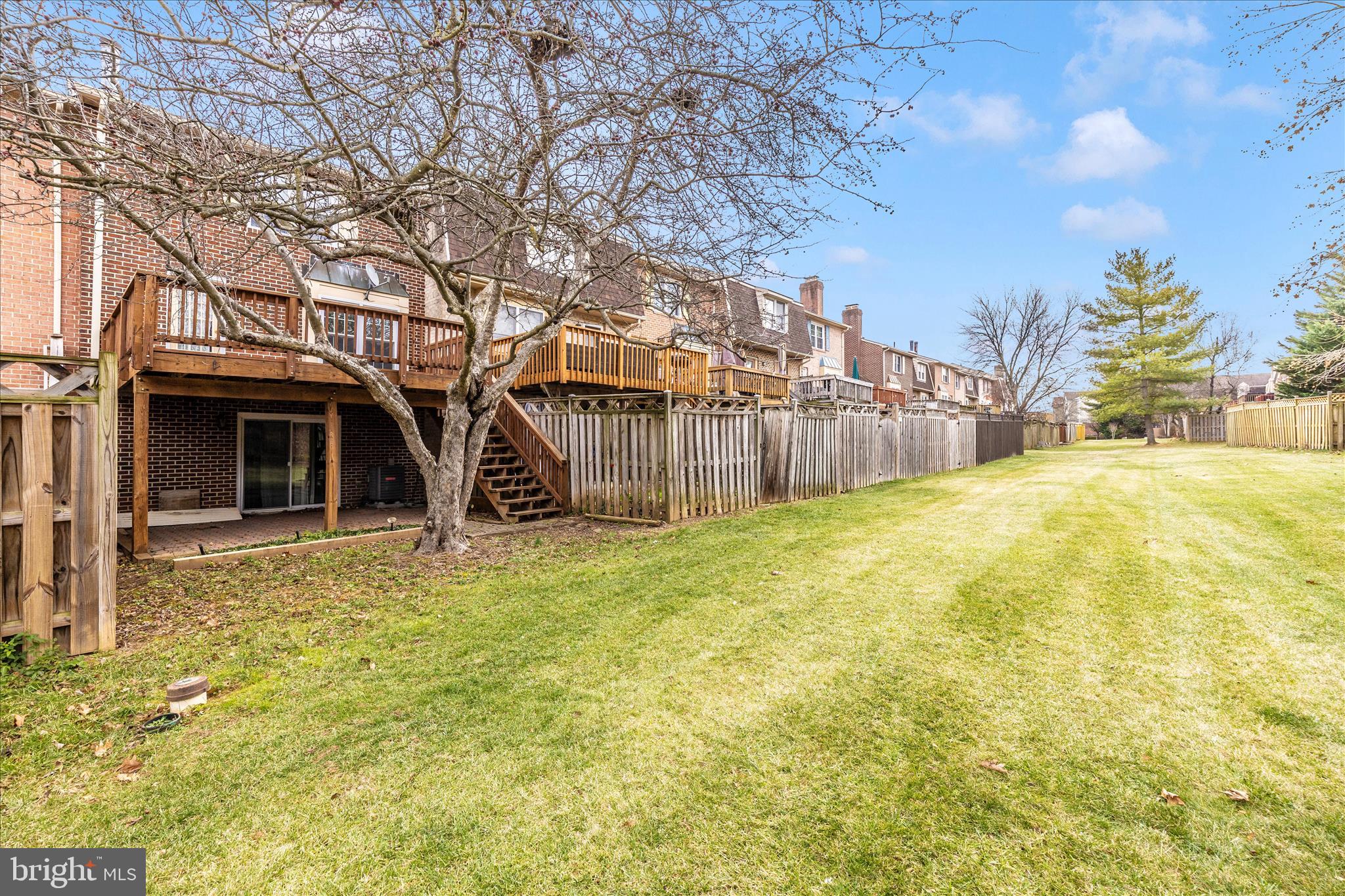 8007 BROKEN REED COURT