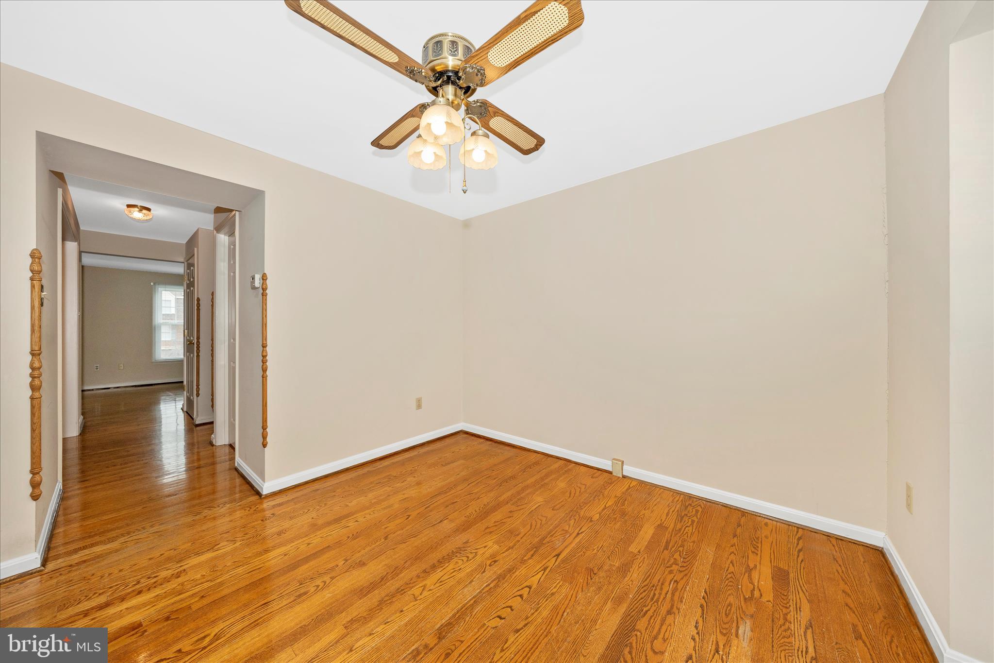 8007 BROKEN REED COURT