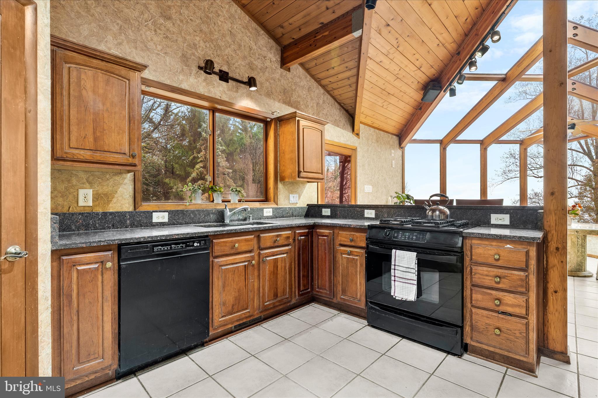 7442 DOGWOOD LANE