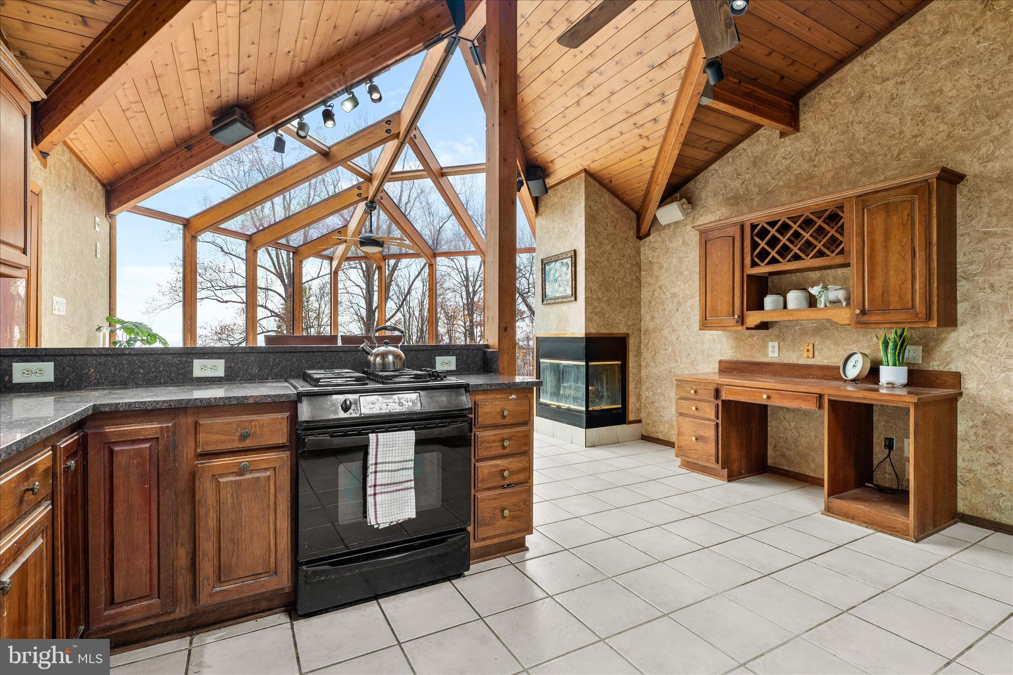 7442 DOGWOOD LANE